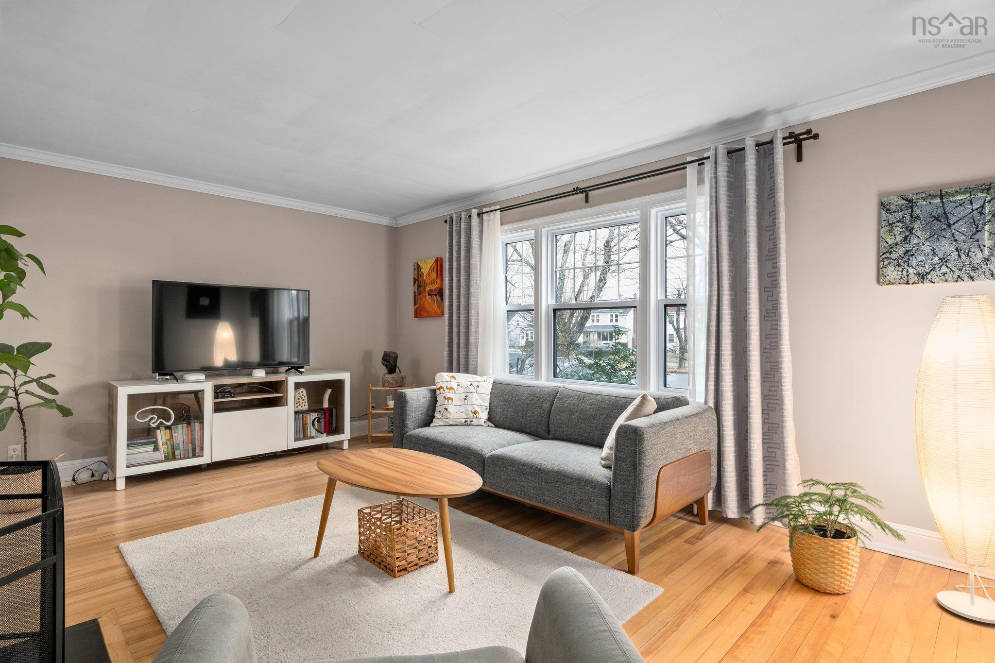 $849,900.00: 2555 Connaught Avenue, Halifax