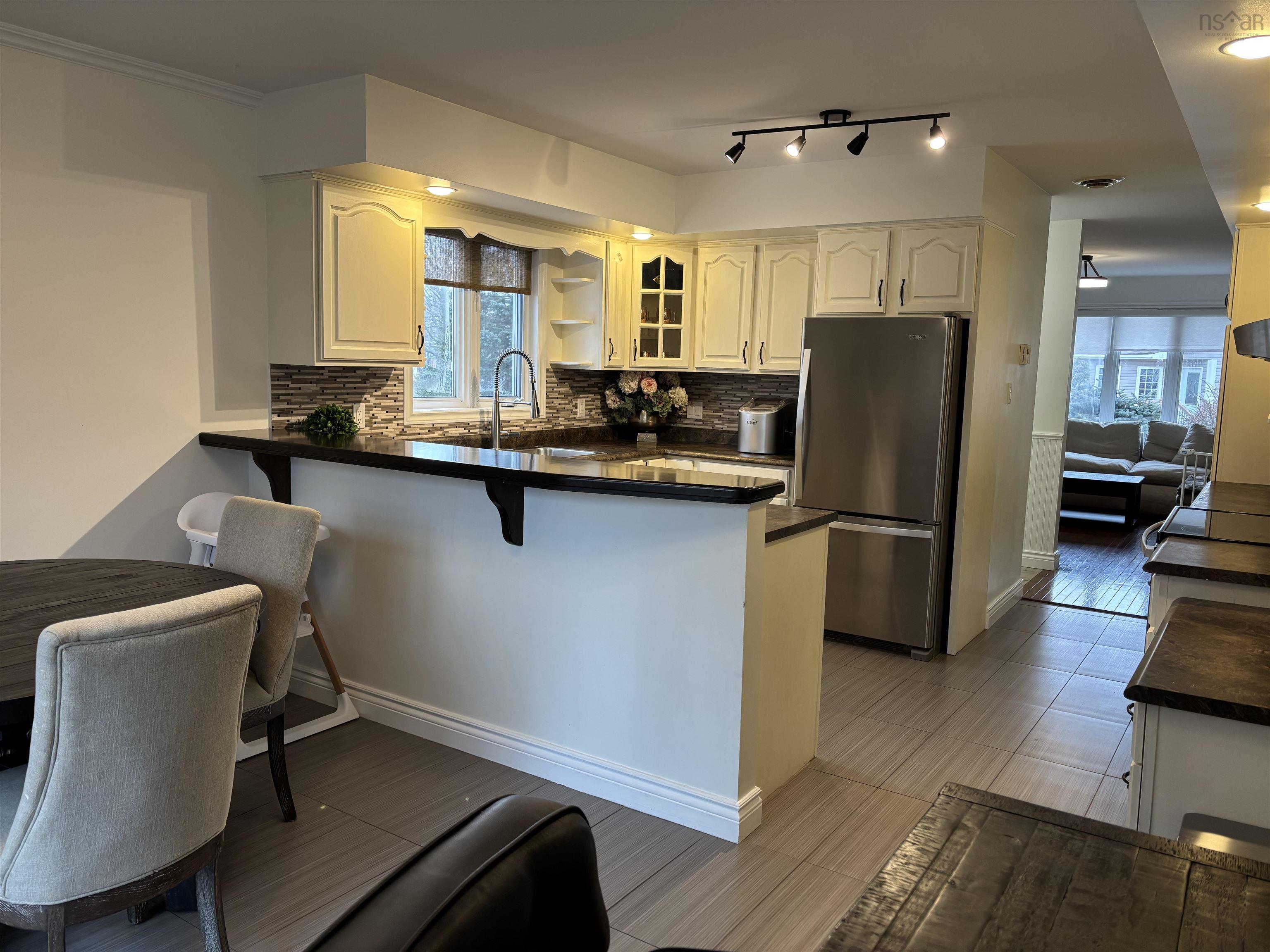 $399,900.00: 11 Miles Avenue, North Sydney