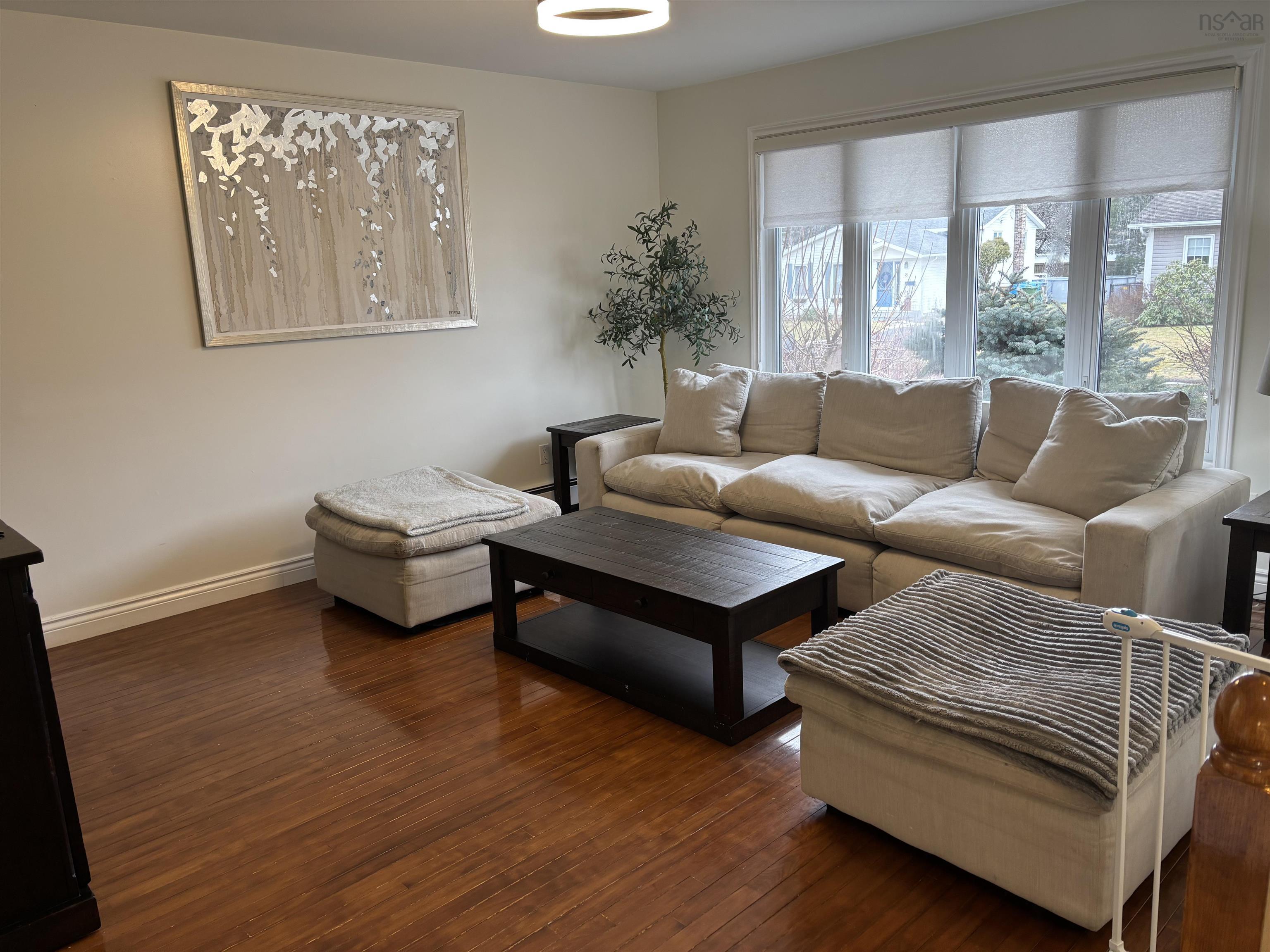 $399,900.00: 11 Miles Avenue, North Sydney
