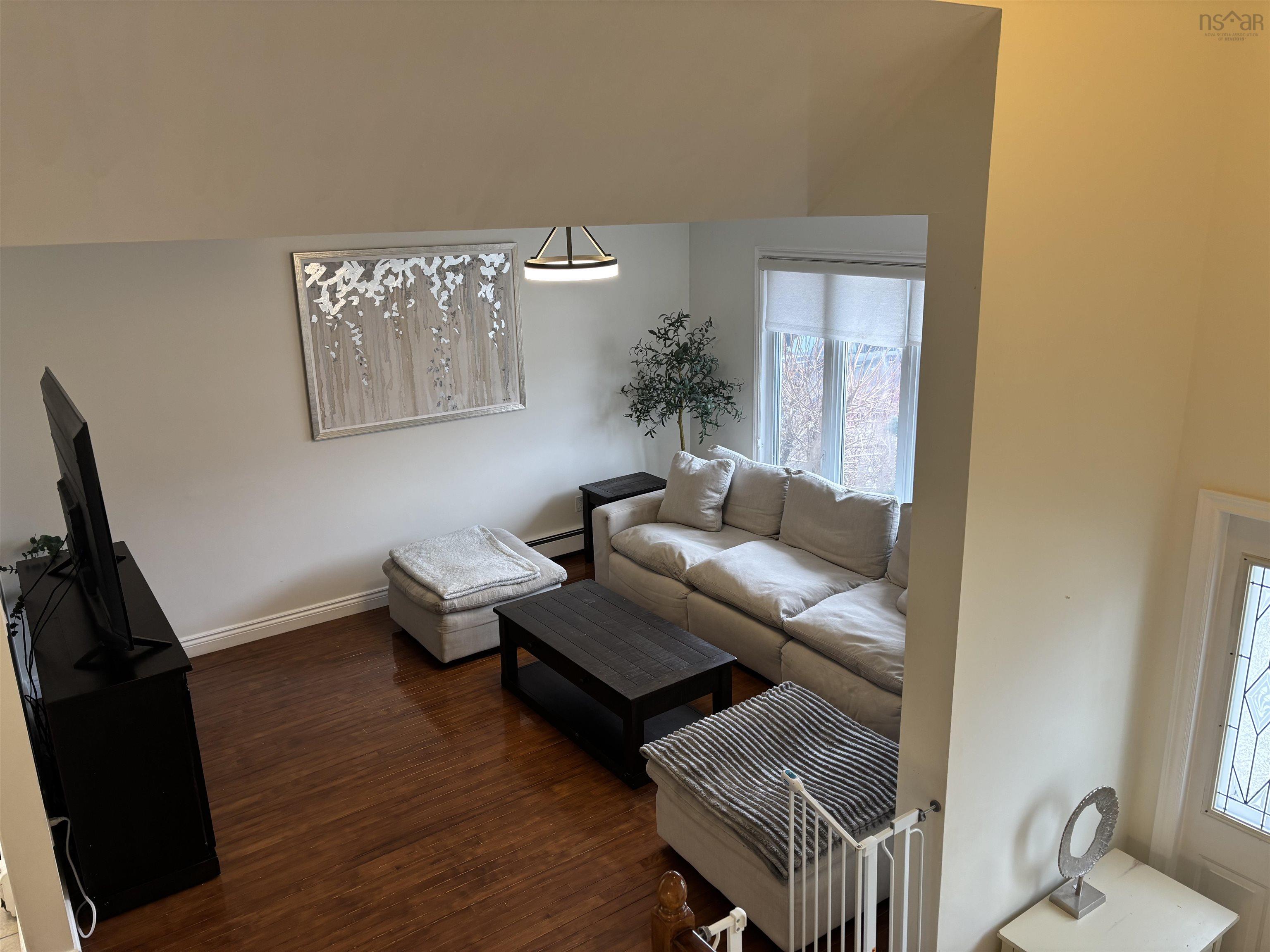 $399,900.00: 11 Miles Avenue, North Sydney