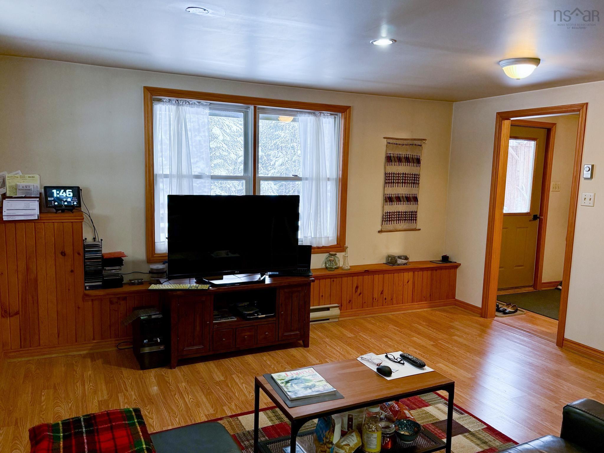 $449,000.00: 110 BONAVISTA Avenue, Hilden