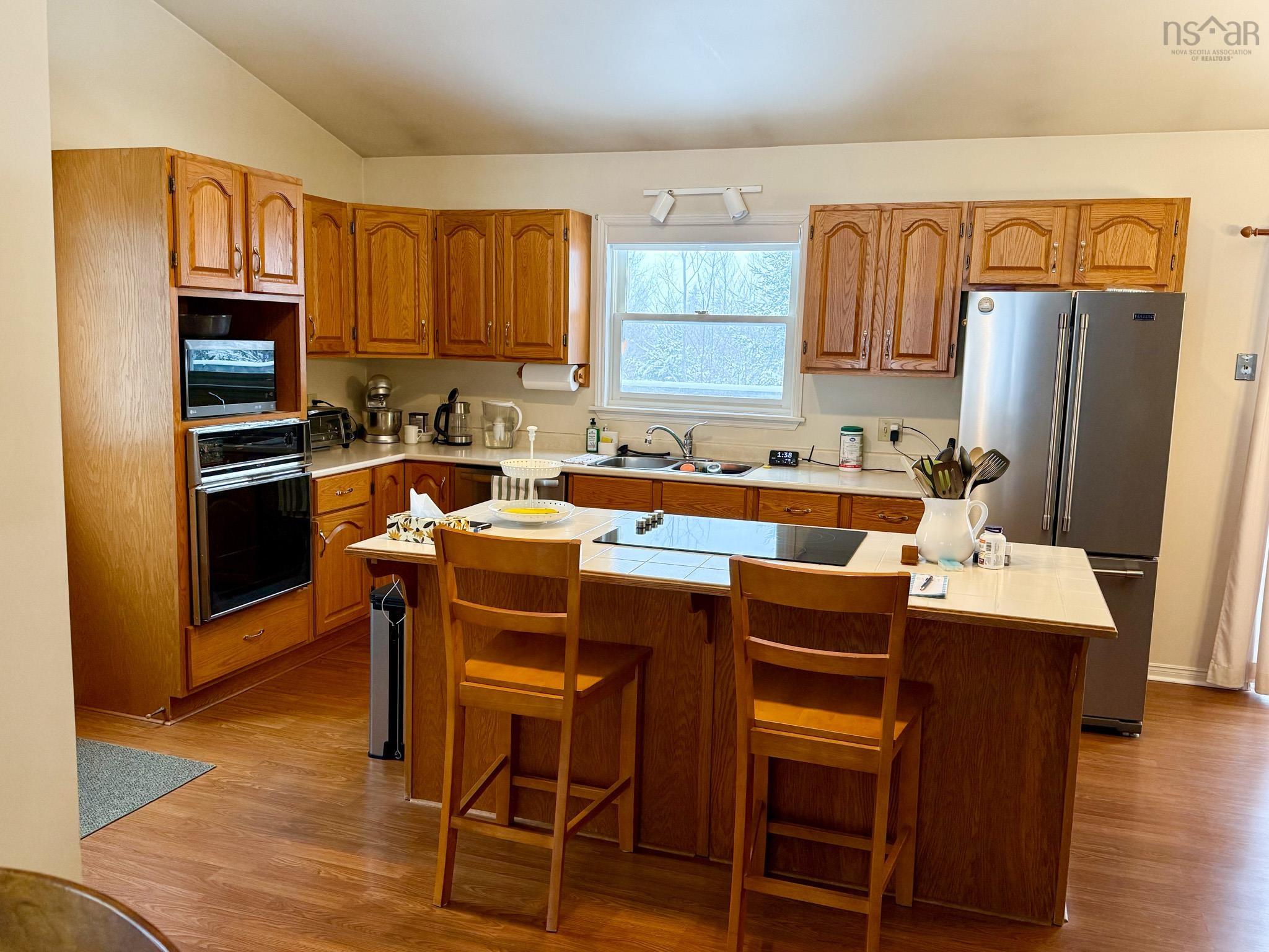$449,000.00: 110 BONAVISTA Avenue, Hilden