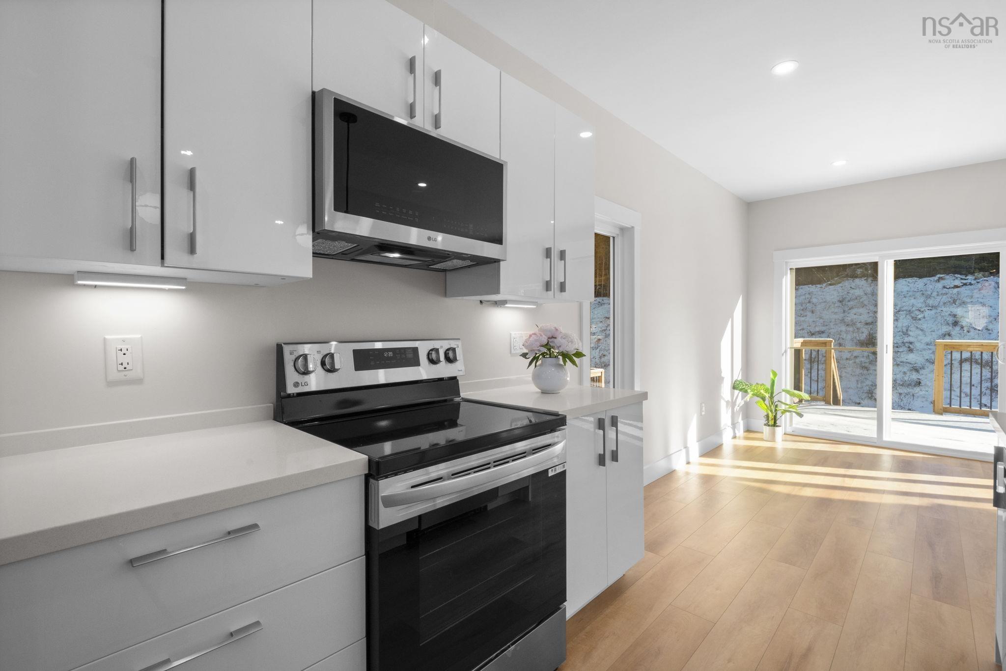 18 70 Pearlgarden Close, Dartmouth, NS (MLS 202501931)