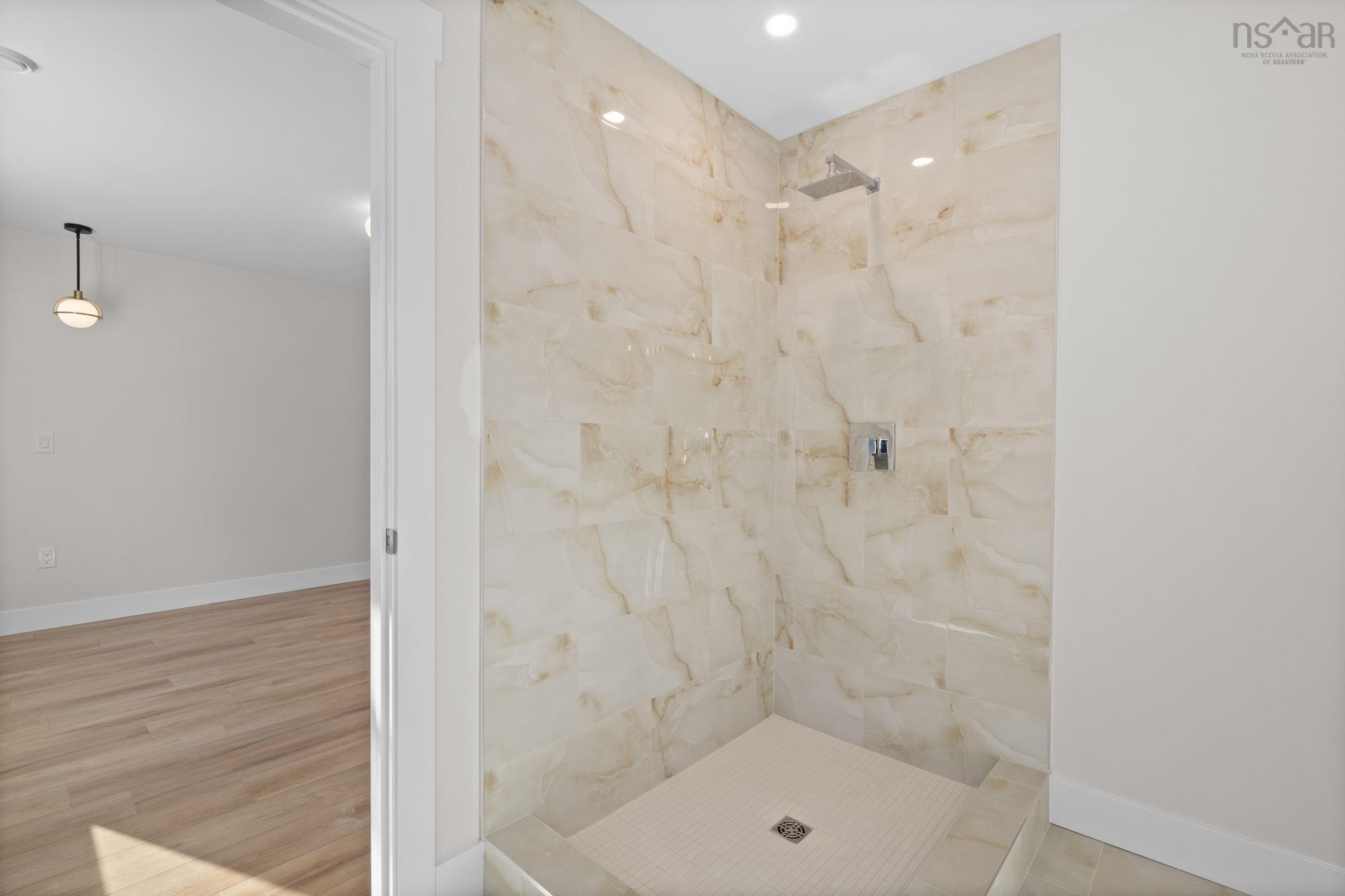 18 70 Pearlgarden Close, Dartmouth, NS (MLS 202501931)