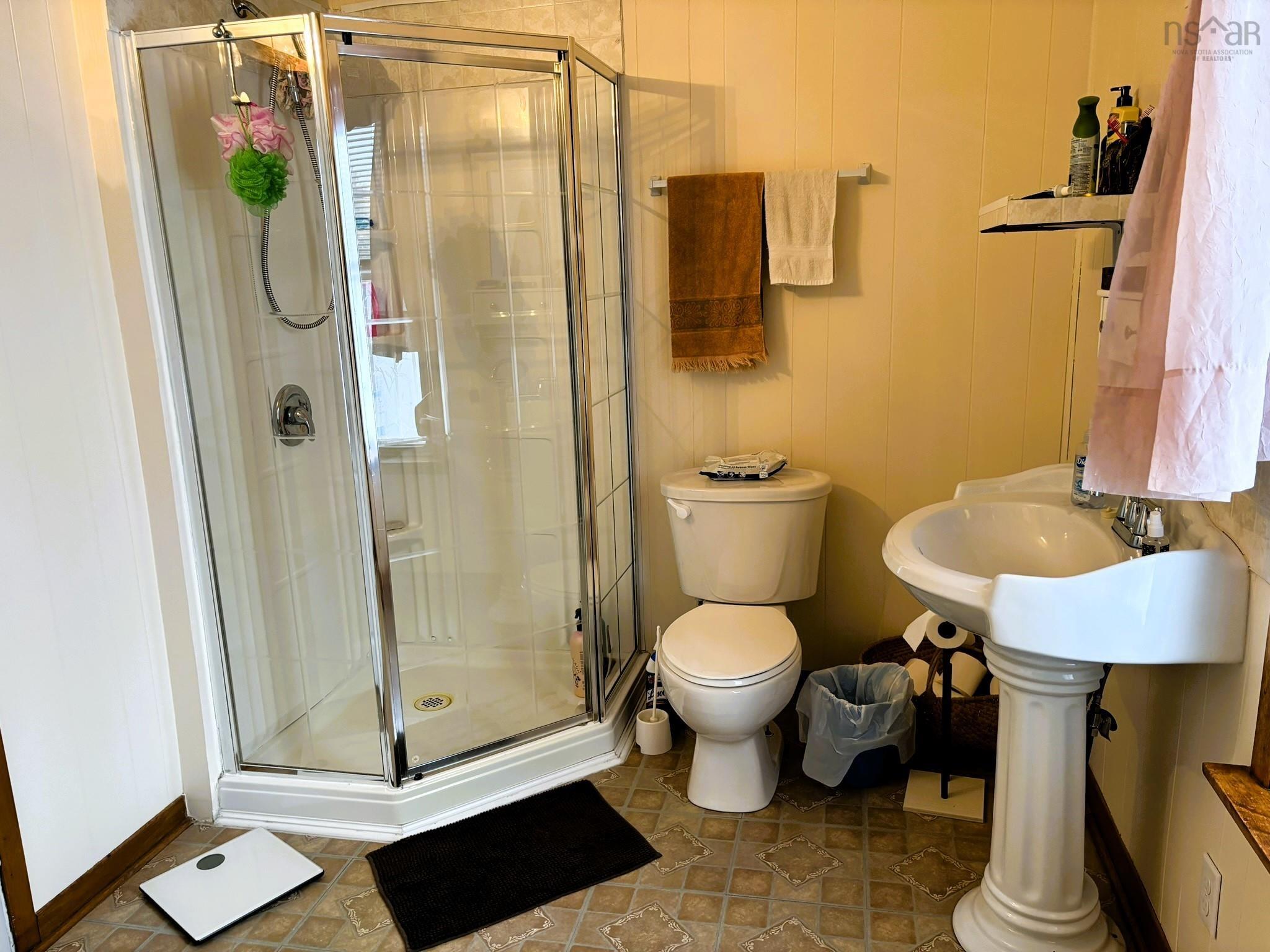 $160,000.00: 8505 Hwy#209 Highway, Port Greville