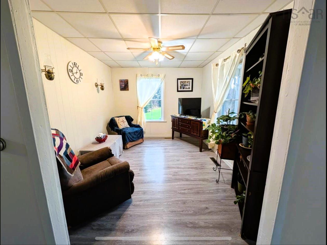 $160,000.00: 8505 Hwy#209 Highway, Port Greville