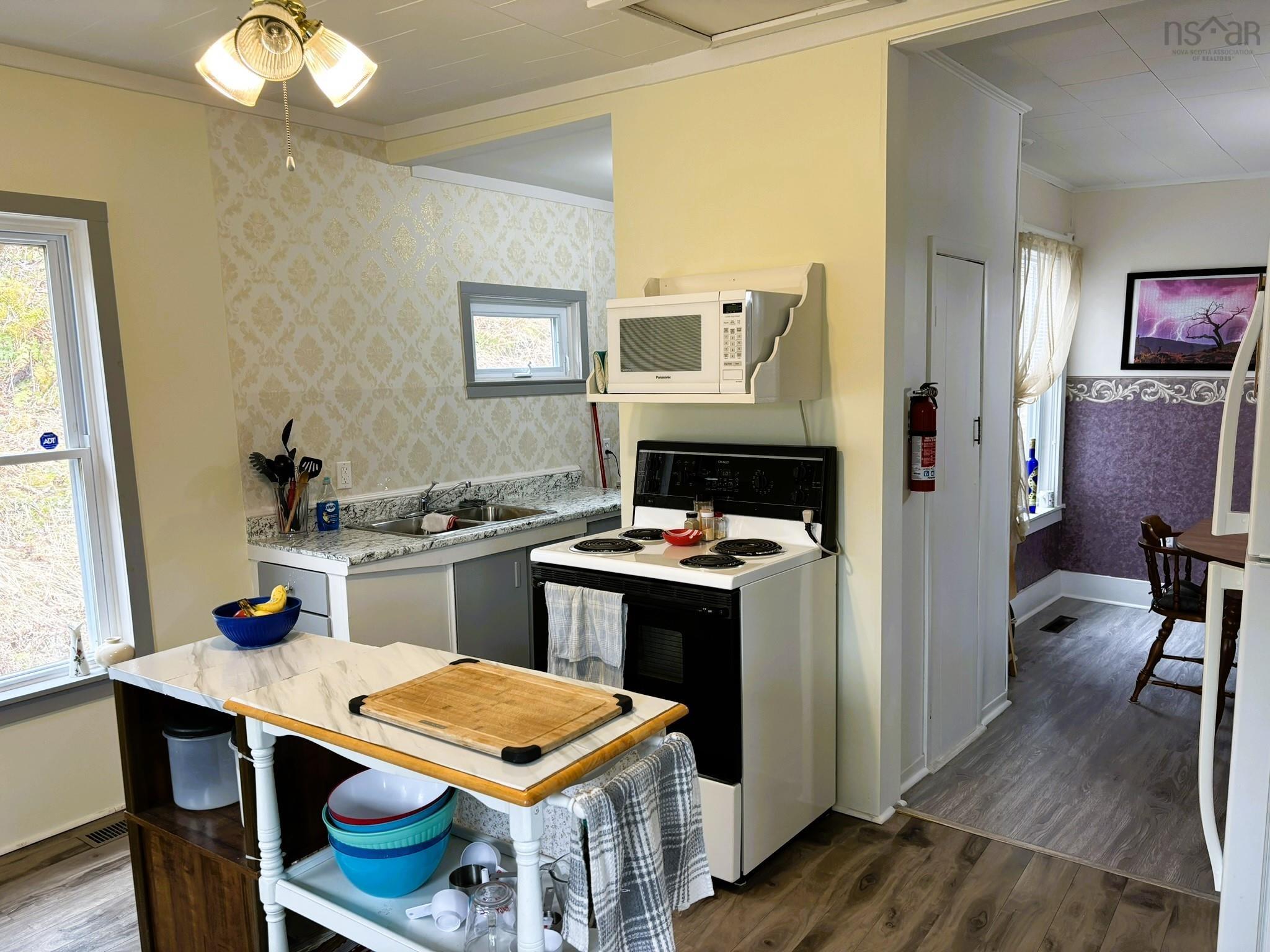 $160,000.00: 8505 Hwy#209 Highway, Port Greville