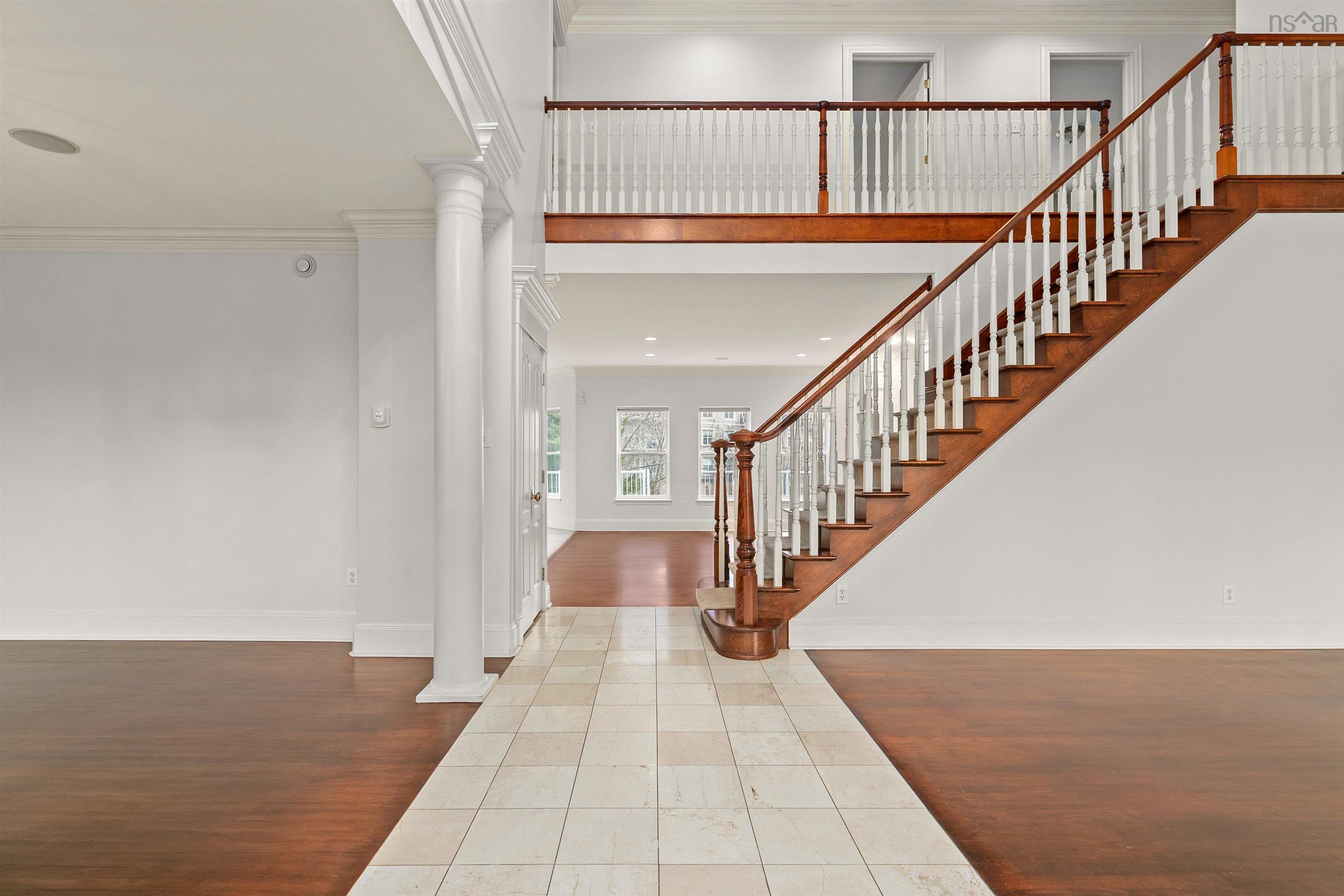 $1,688,000.00: 36 Glen Eagle Way, Halifax