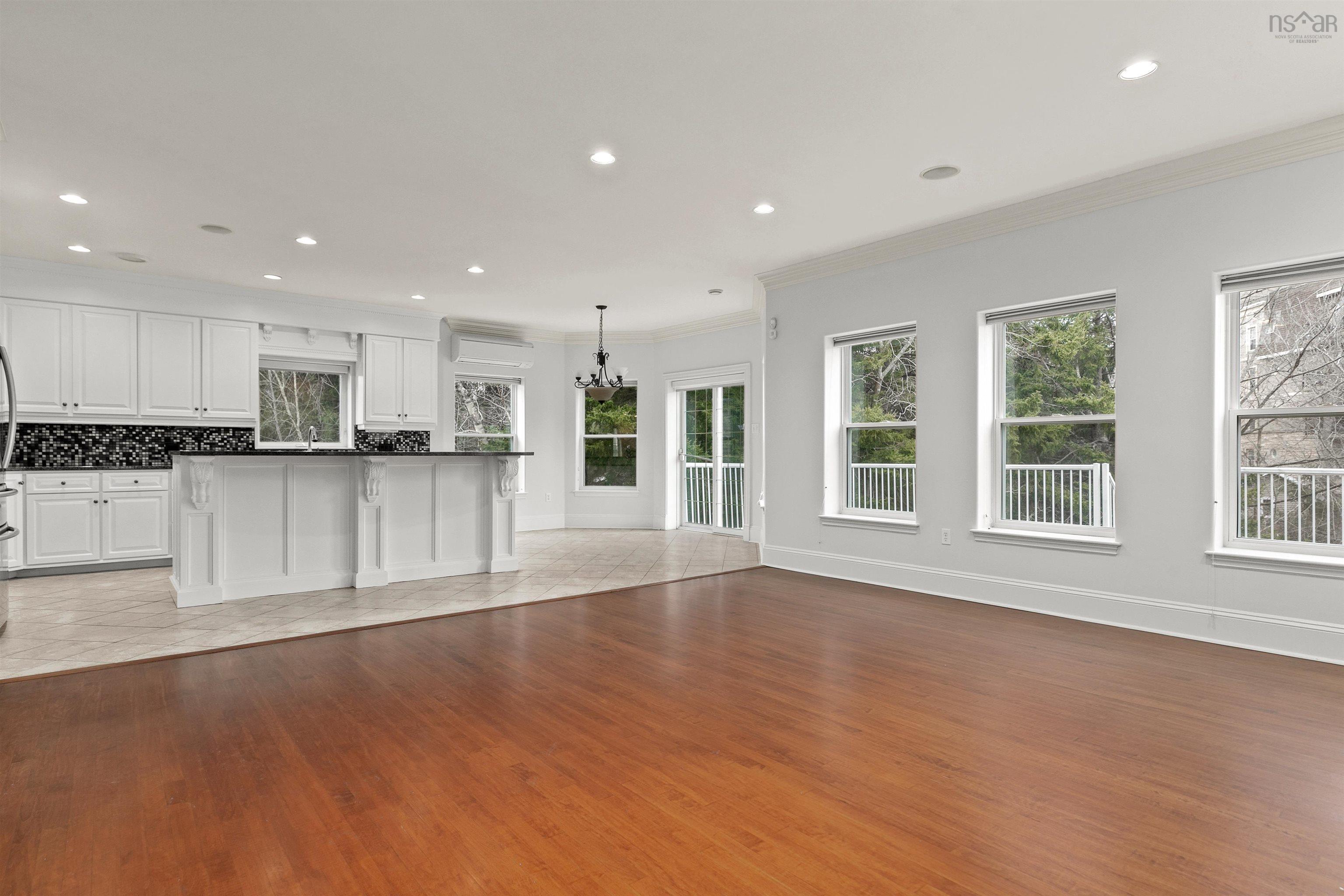 $1,688,000.00: 36 Glen Eagle Way, Halifax