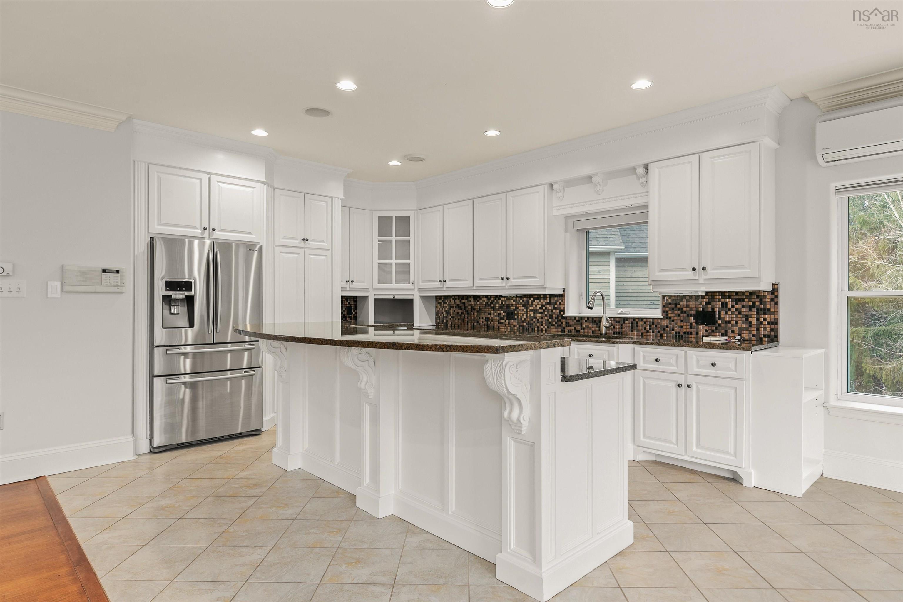 $1,688,000.00: 36 Glen Eagle Way, Halifax