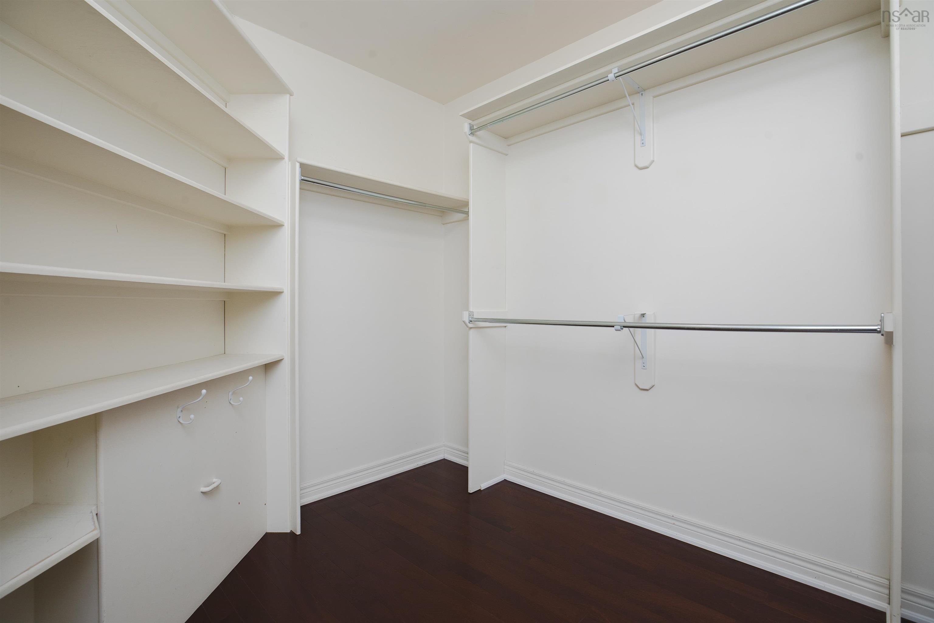 $1,688,000.00: 36 Glen Eagle Way, Halifax