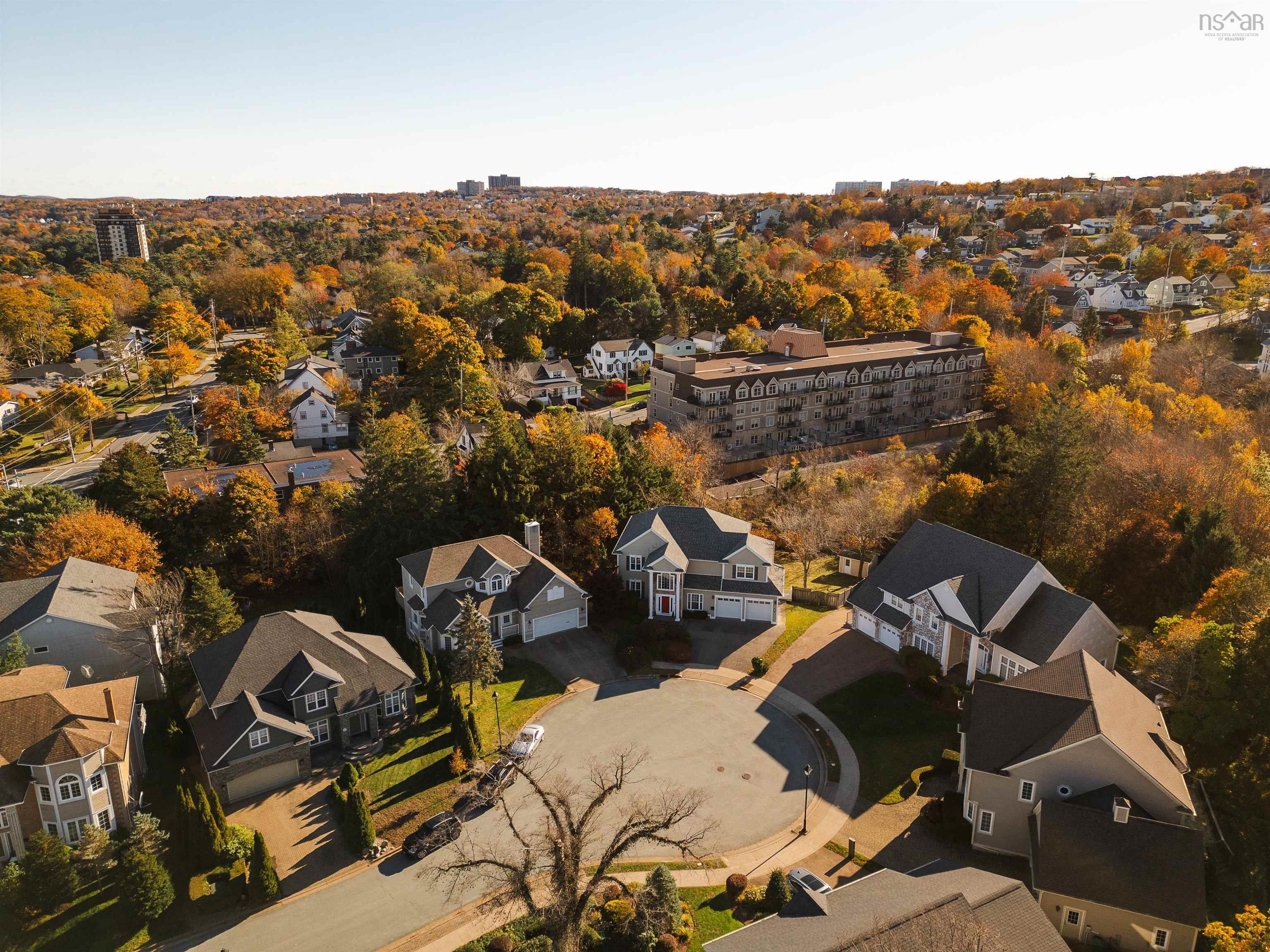 $1,688,000.00: 36 Glen Eagle Way, Halifax
