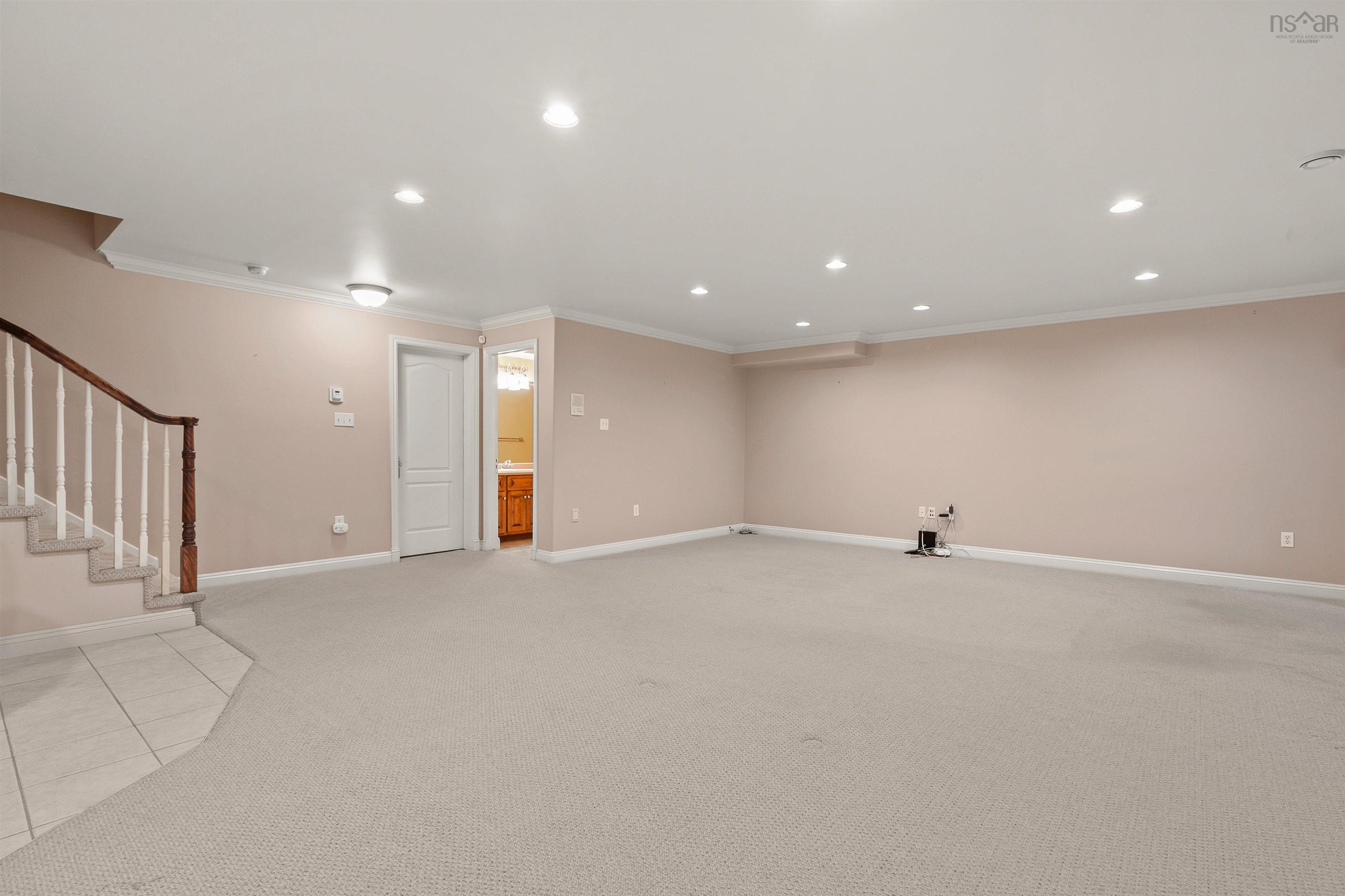 $1,688,000.00: 36 Glen Eagle Way, Halifax