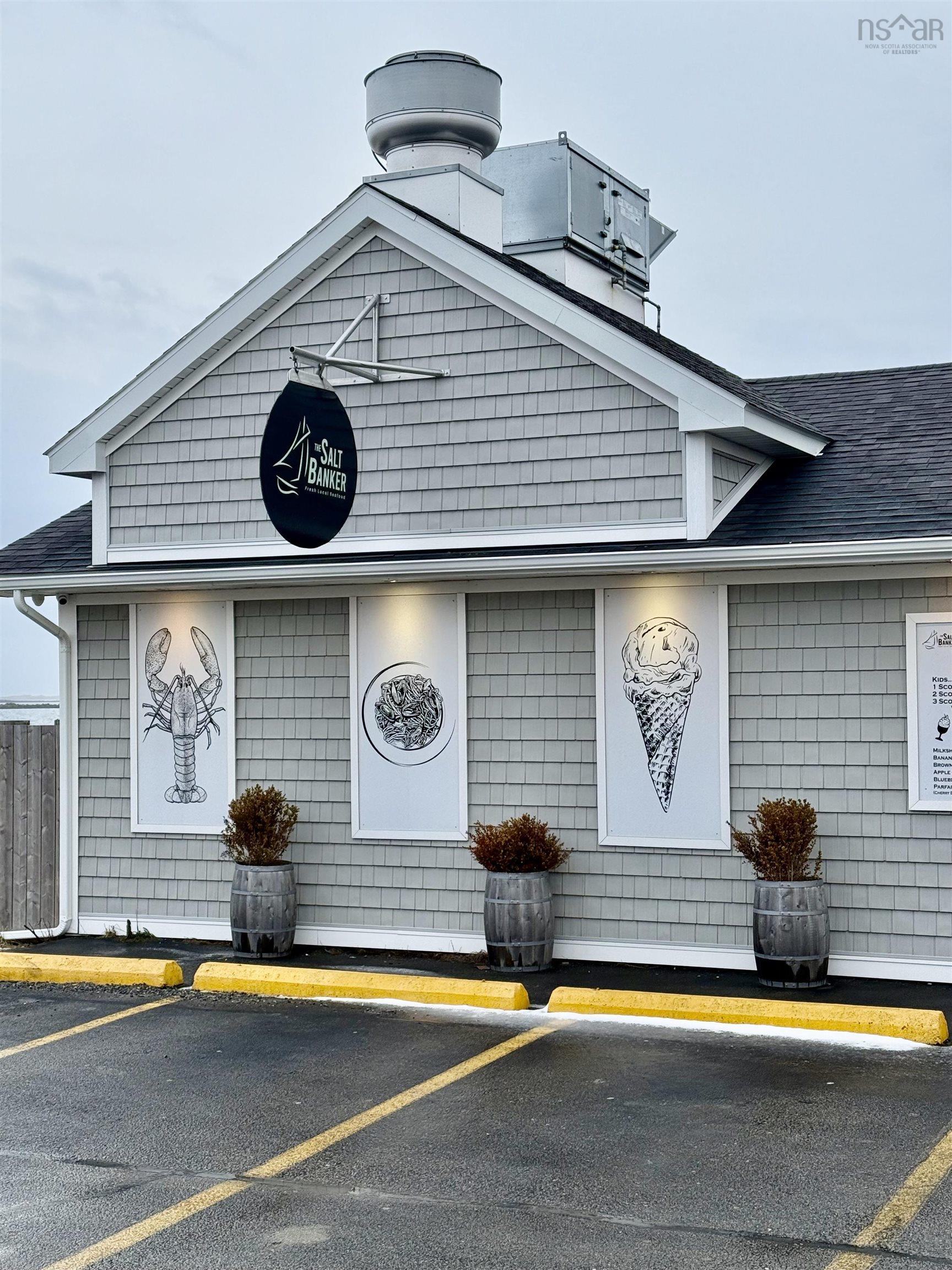 $500,000.00: 2732 Main Street, Clark