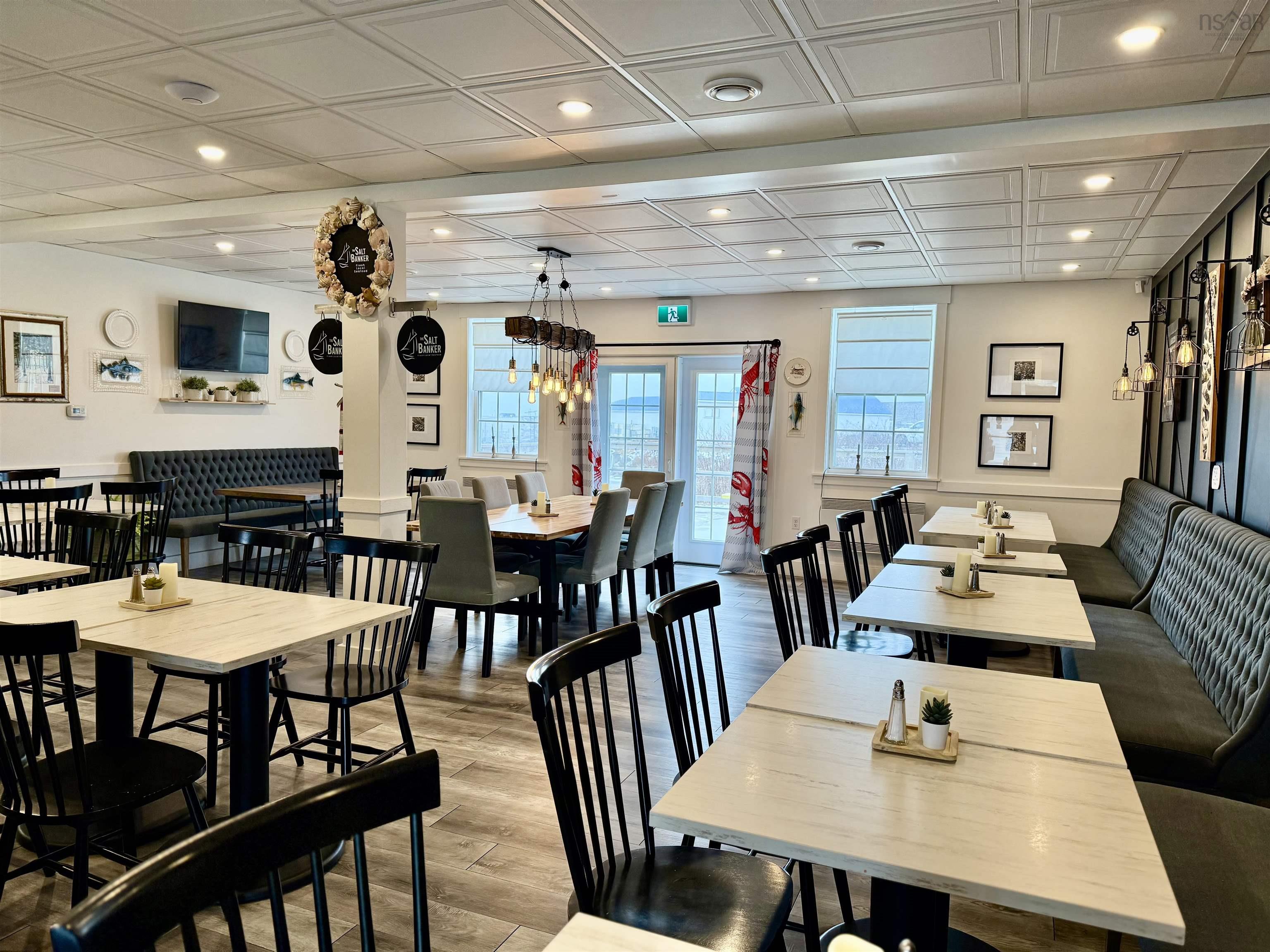 $500,000.00: 2732 Main Street, Clark