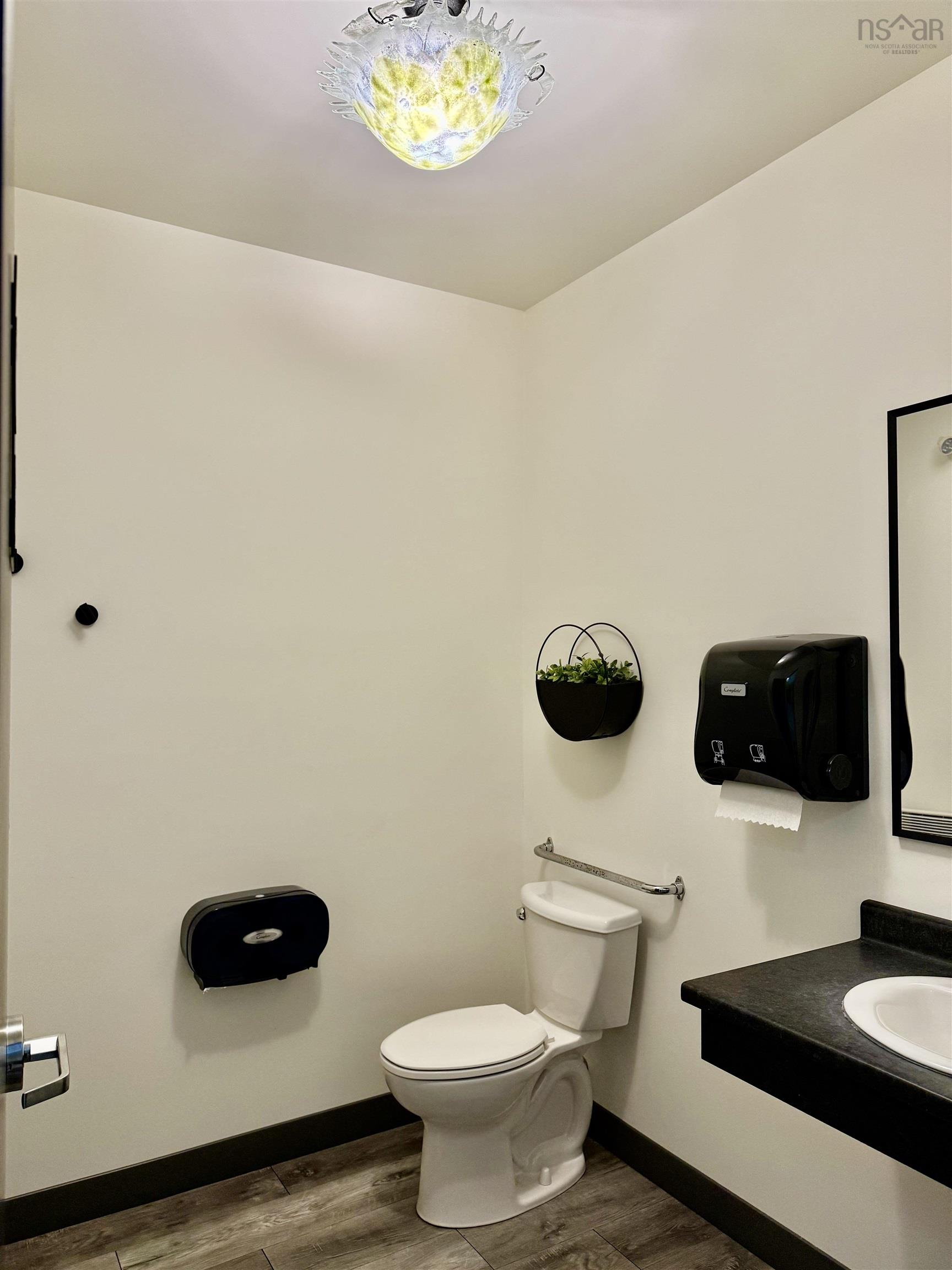 $500,000.00: 2732 Main Street, Clark