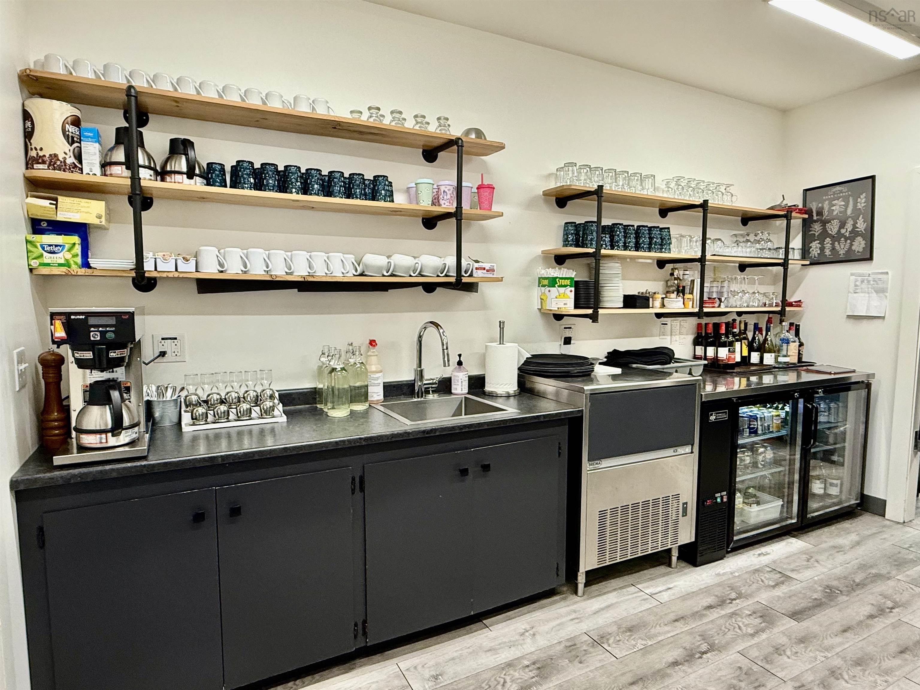 $500,000.00: 2732 Main Street, Clark