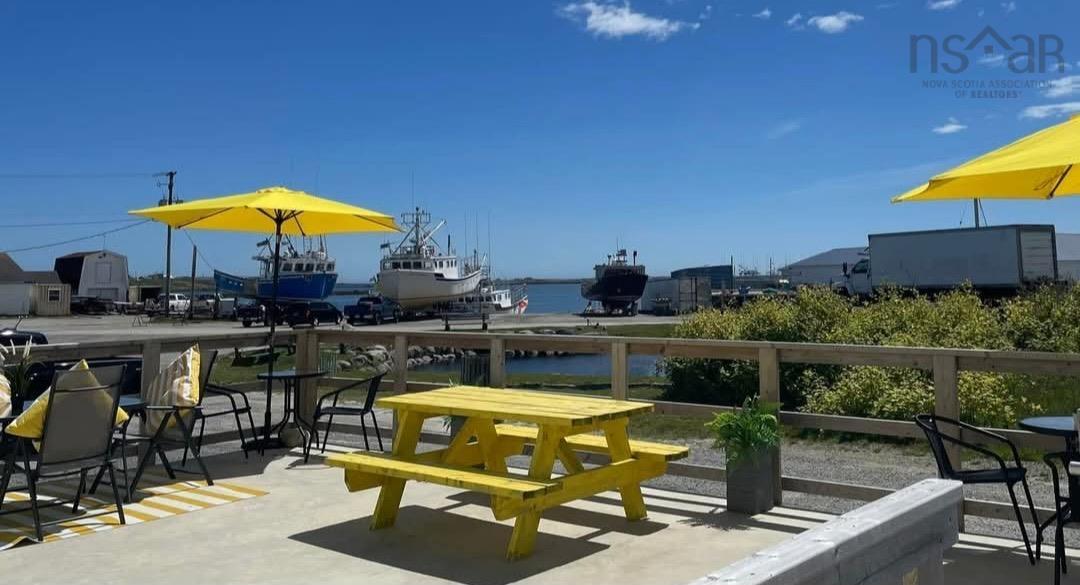 $500,000.00: 2732 Main Street, Clark