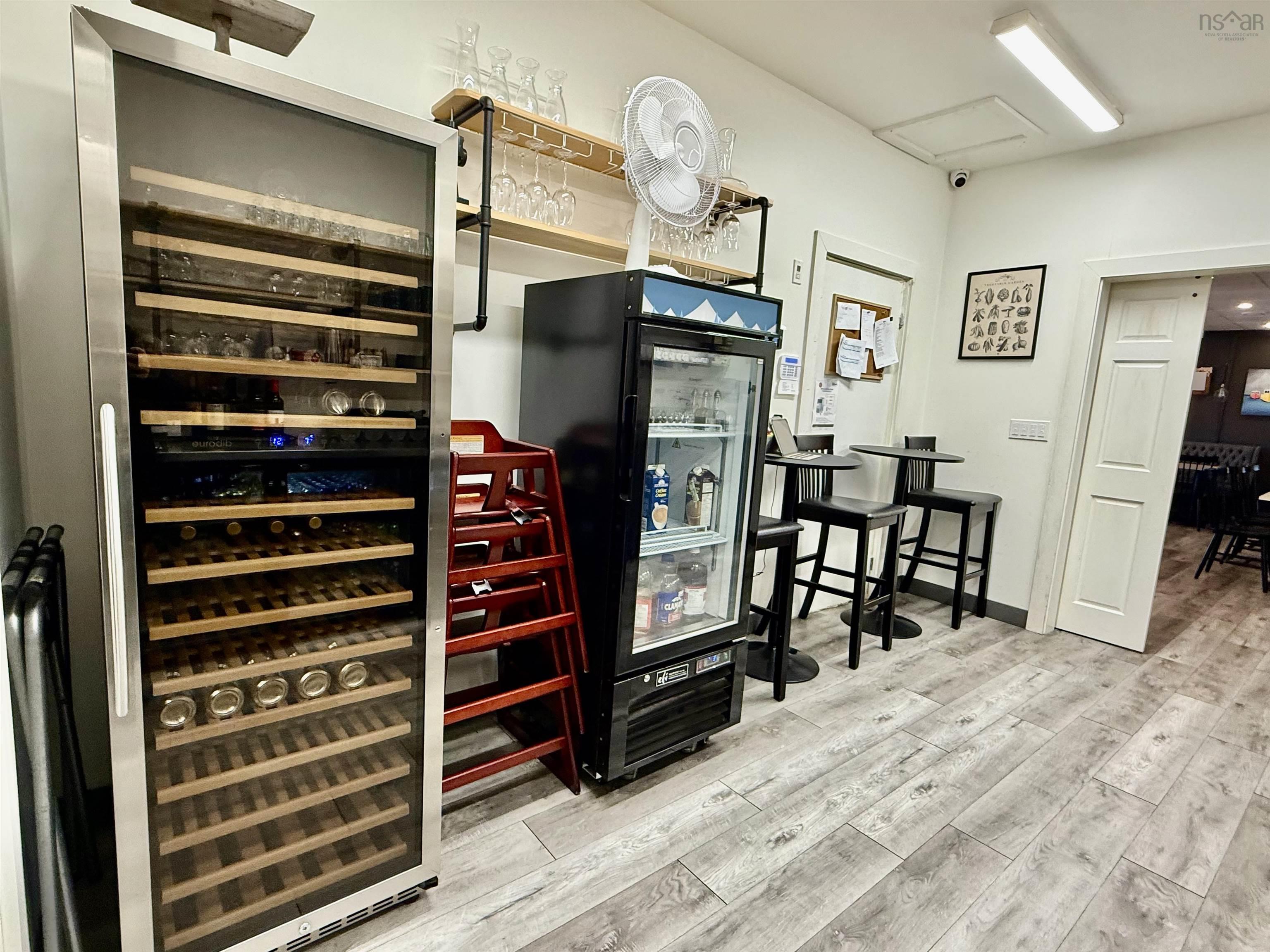 $500,000.00: 2732 Main Street, Clark