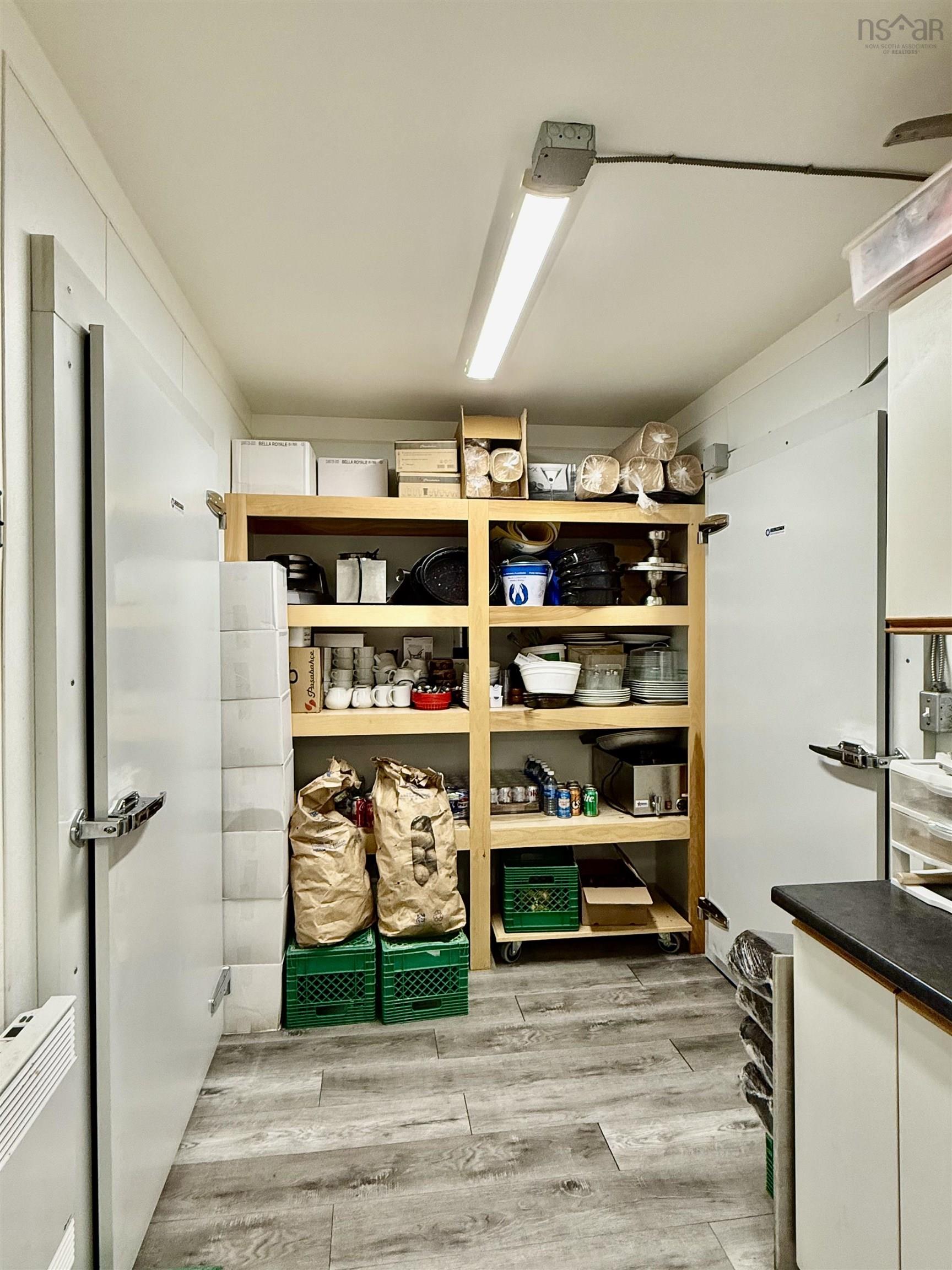 $500,000.00: 2732 Main Street, Clark