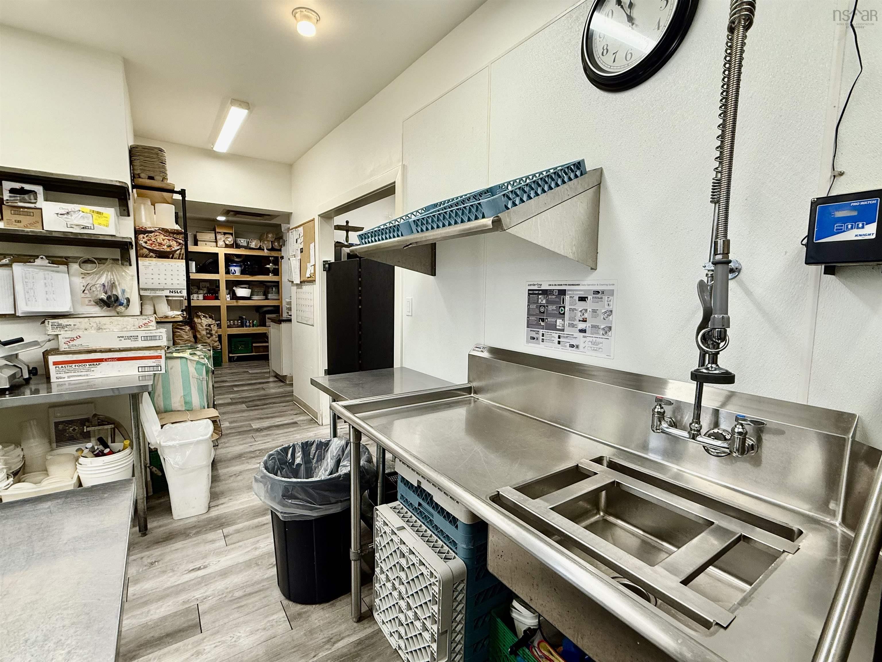 $500,000.00: 2732 Main Street, Clark