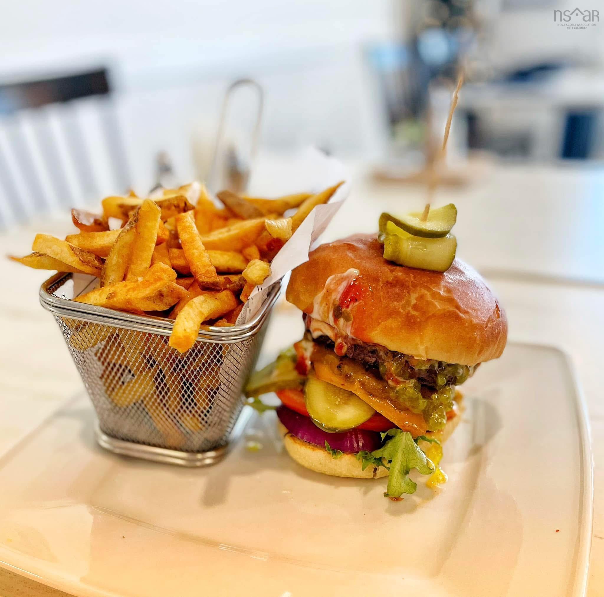 $500,000.00: 2732 Main Street, Clark