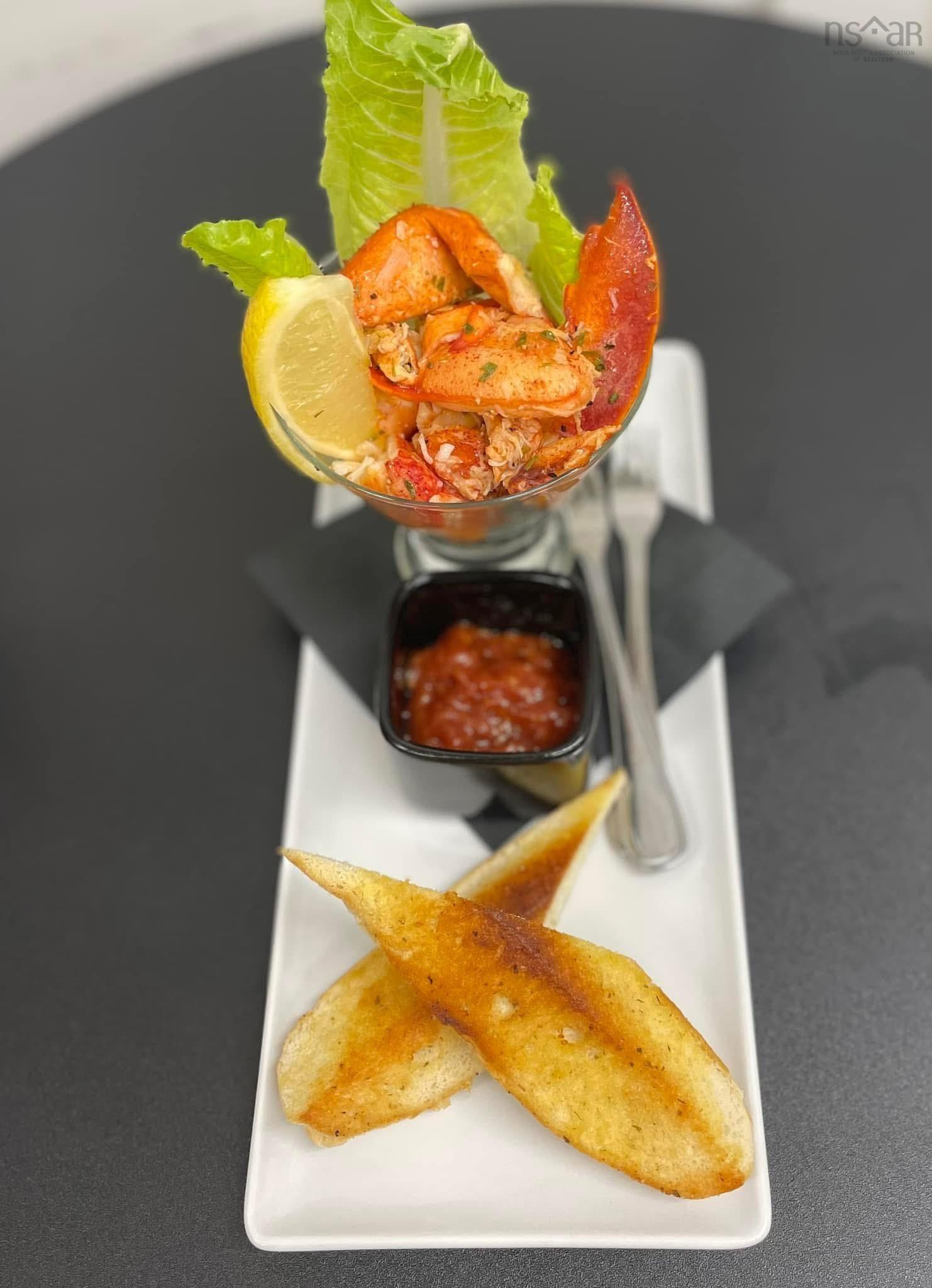 $500,000.00: 2732 Main Street, Clark