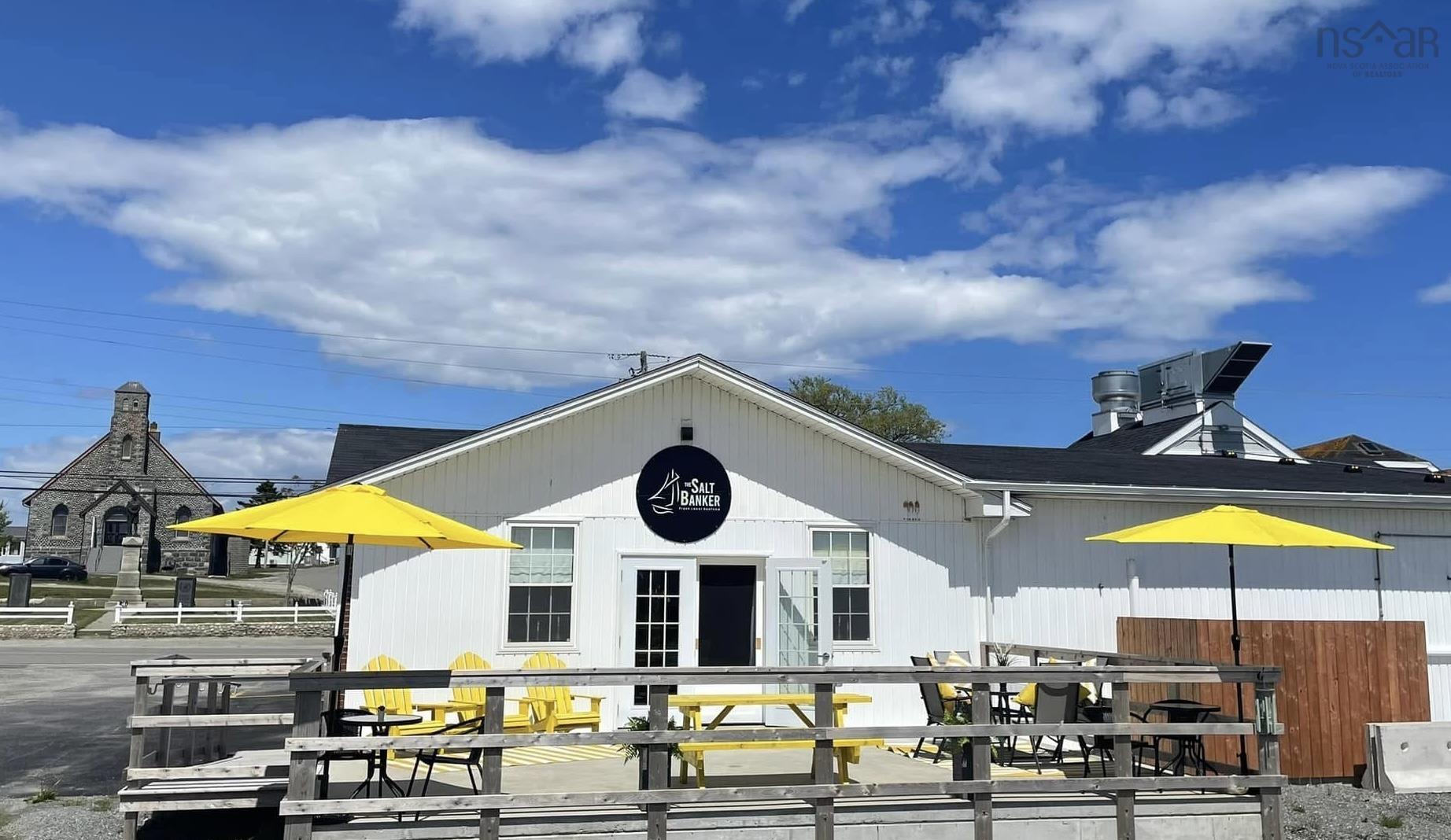 $500,000.00: 2732 Main Street, Clark