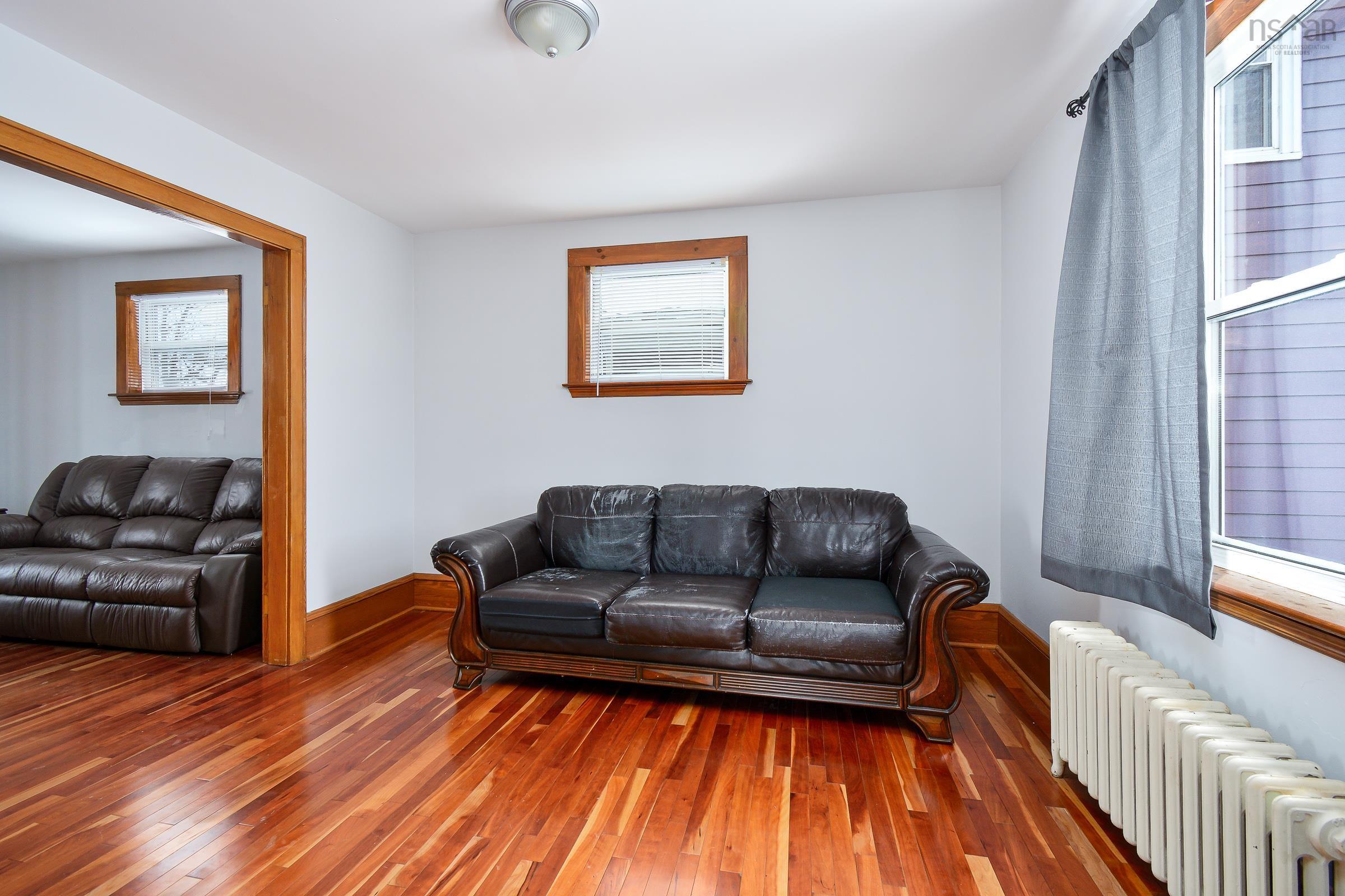 $214,900.00: 49 fisher Street, Sydney