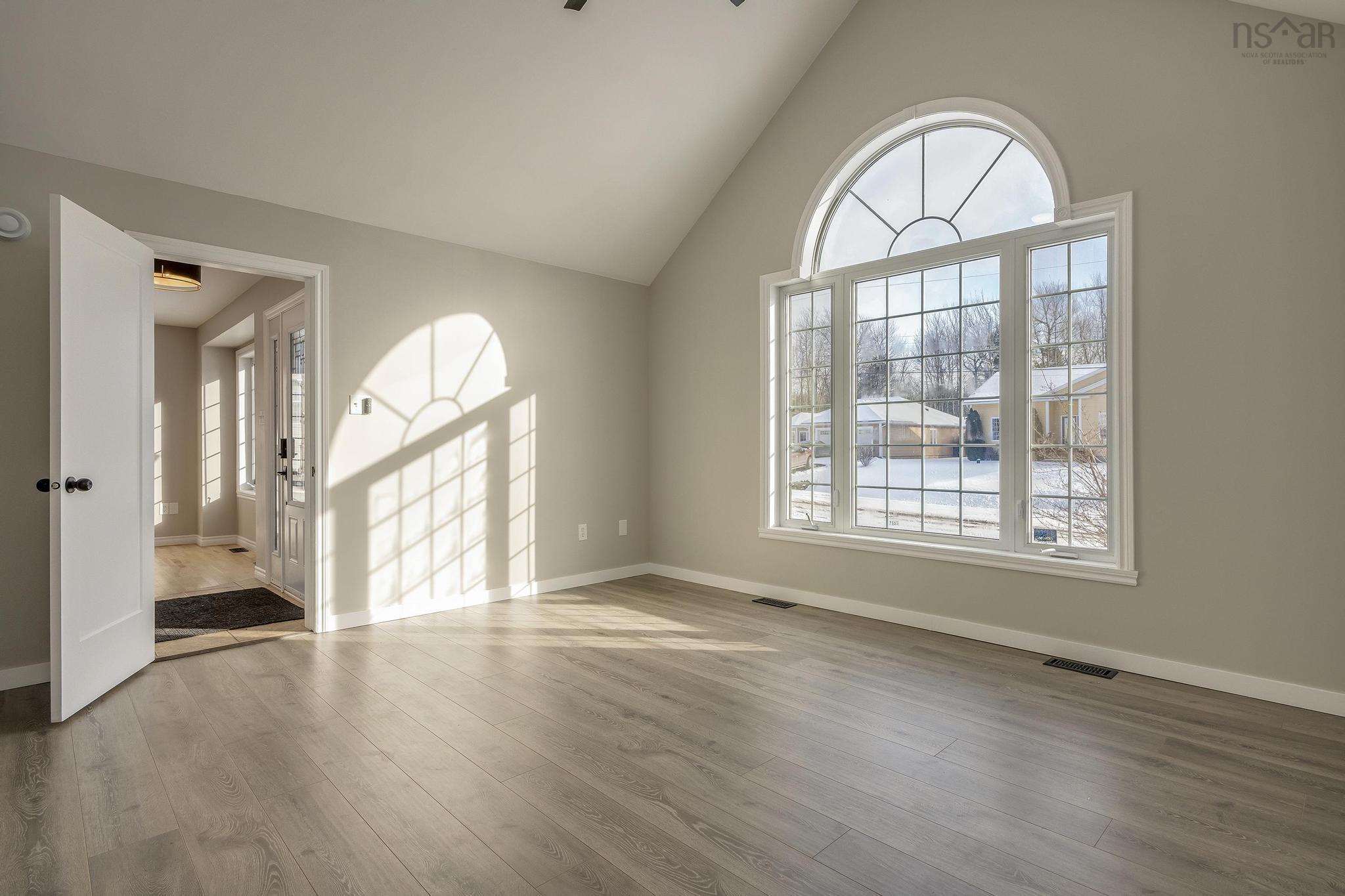 $494,900.00: 2189 Langille Drive, Coldbrook