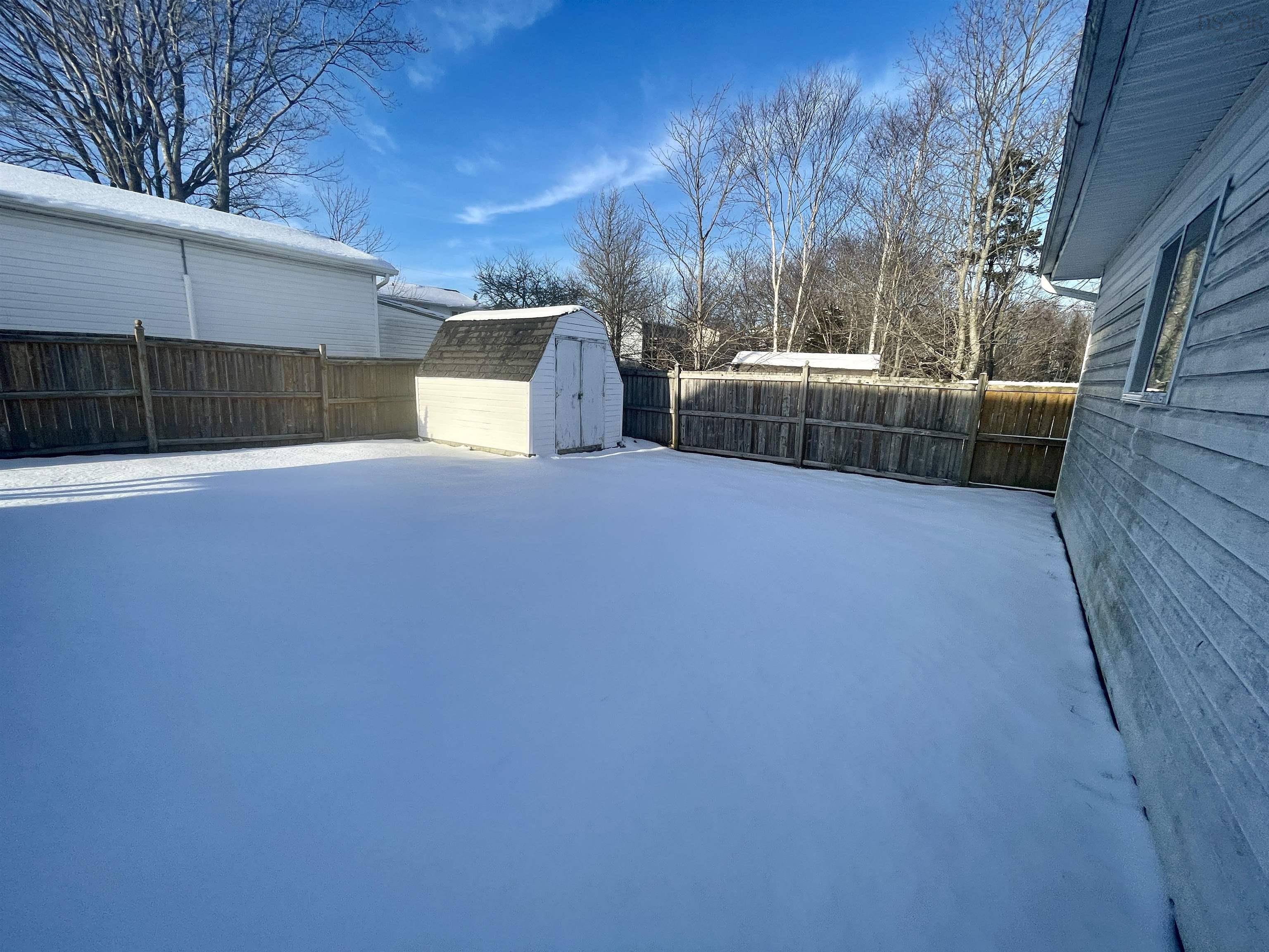$485,000.00: 76 Carlisle Drive, Cole Harbour
