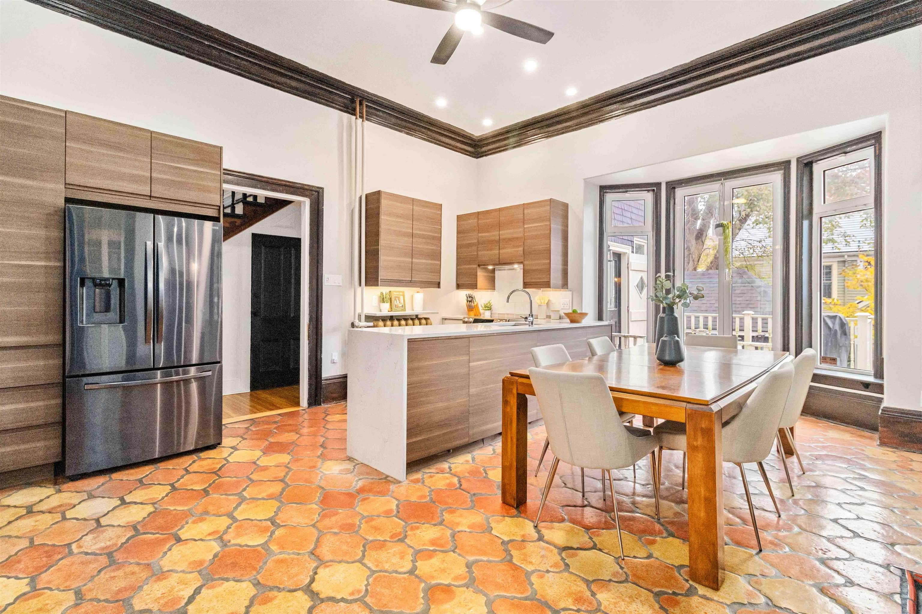 $1,375,000.00: 5642 Morris Street, Halifax