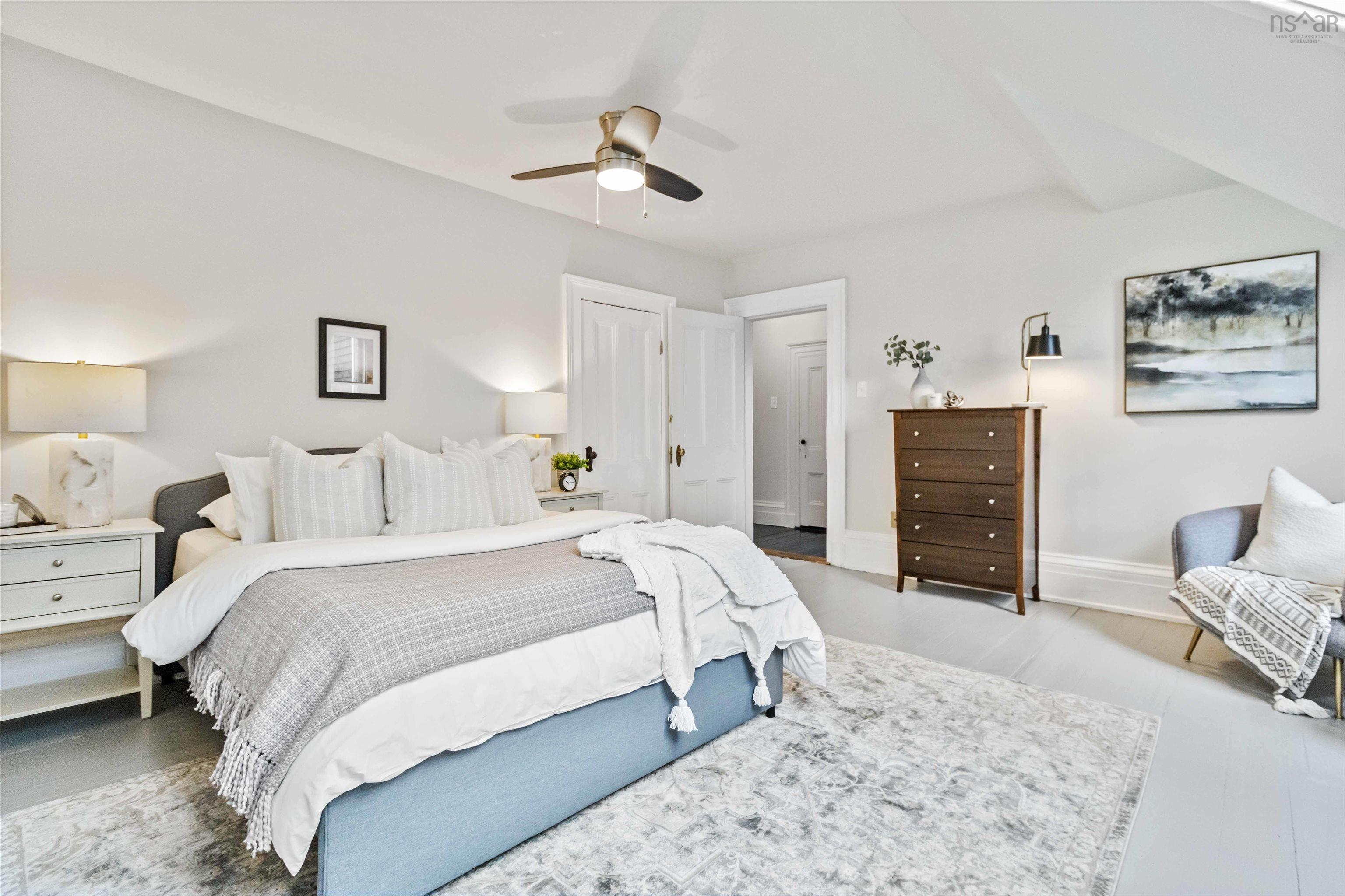$1,375,000.00: 5642 Morris Street, Halifax