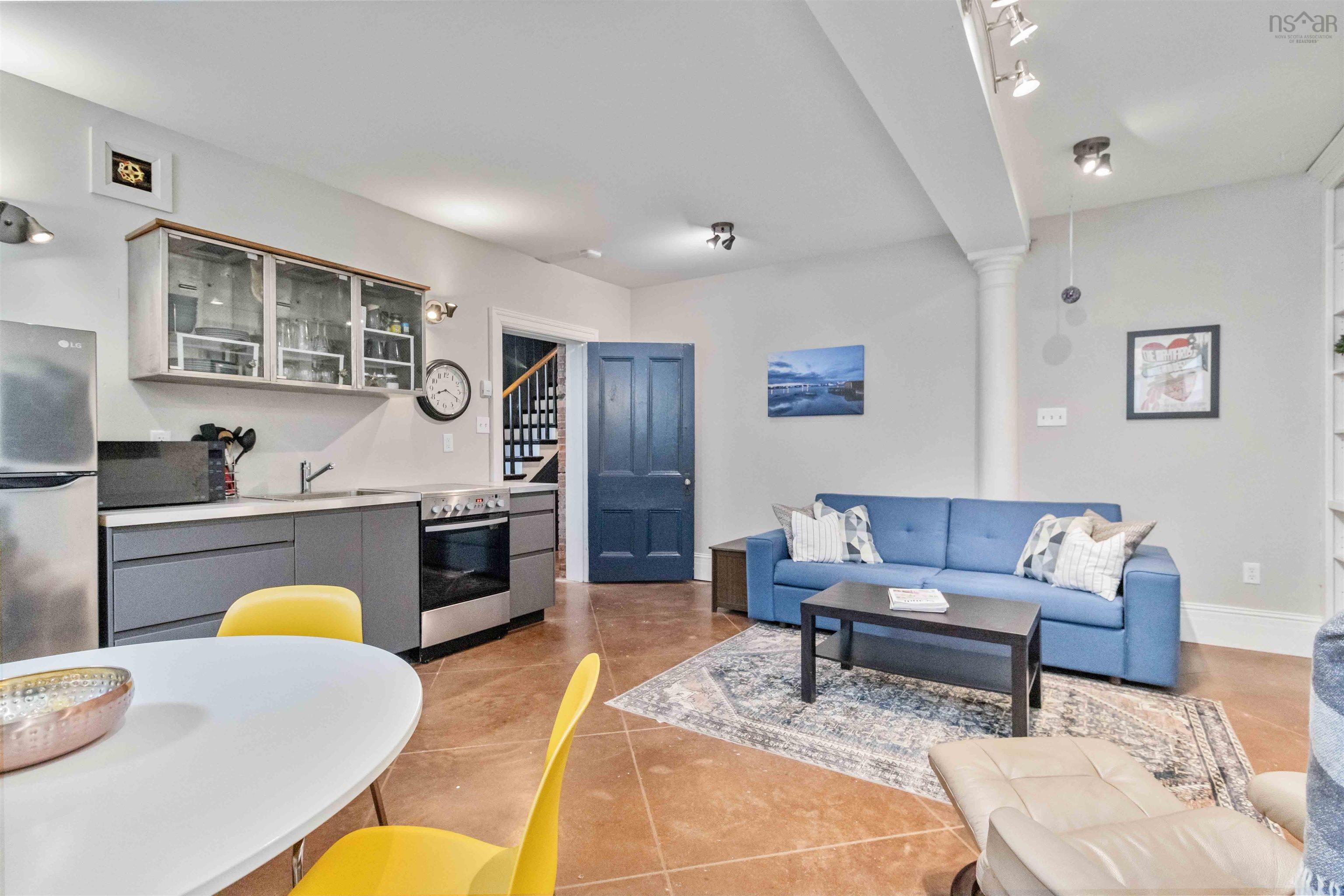 $1,375,000.00: 5642 Morris Street, Halifax