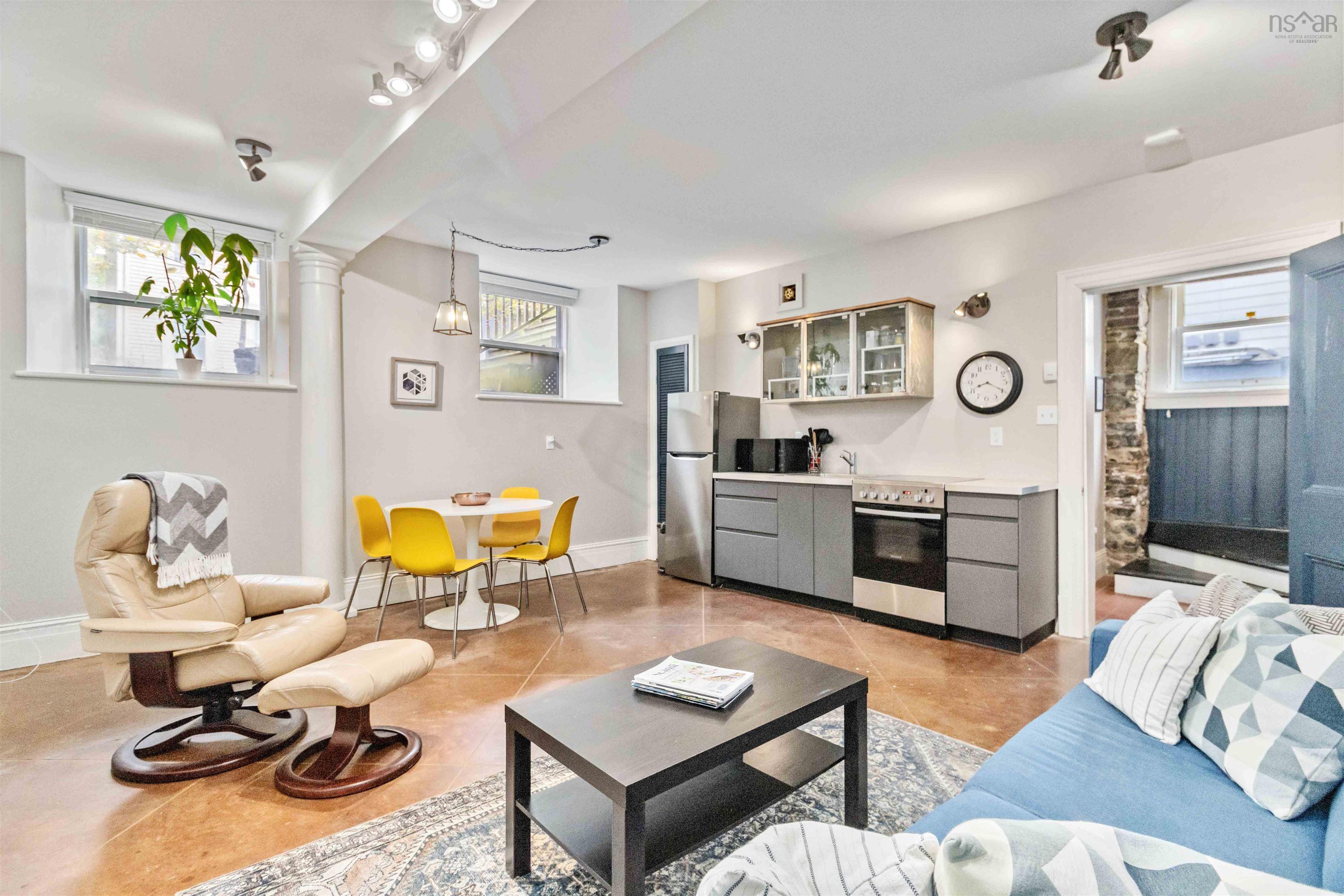 $1,375,000.00: 5642 Morris Street, Halifax