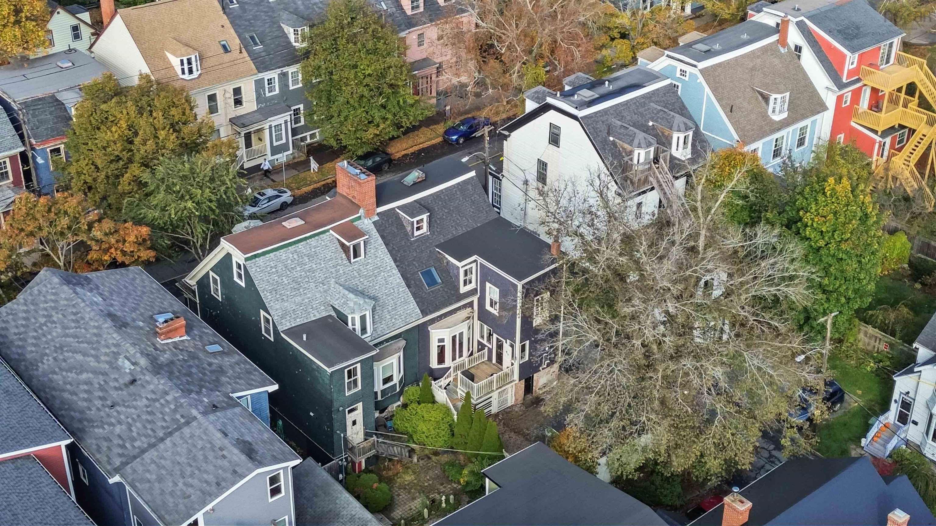 $1,375,000.00: 5642 Morris Street, Halifax