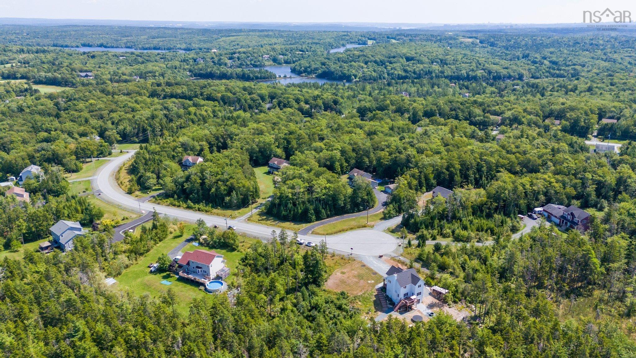 $879,999.00: 133 Babyon Court, Hammonds Plains