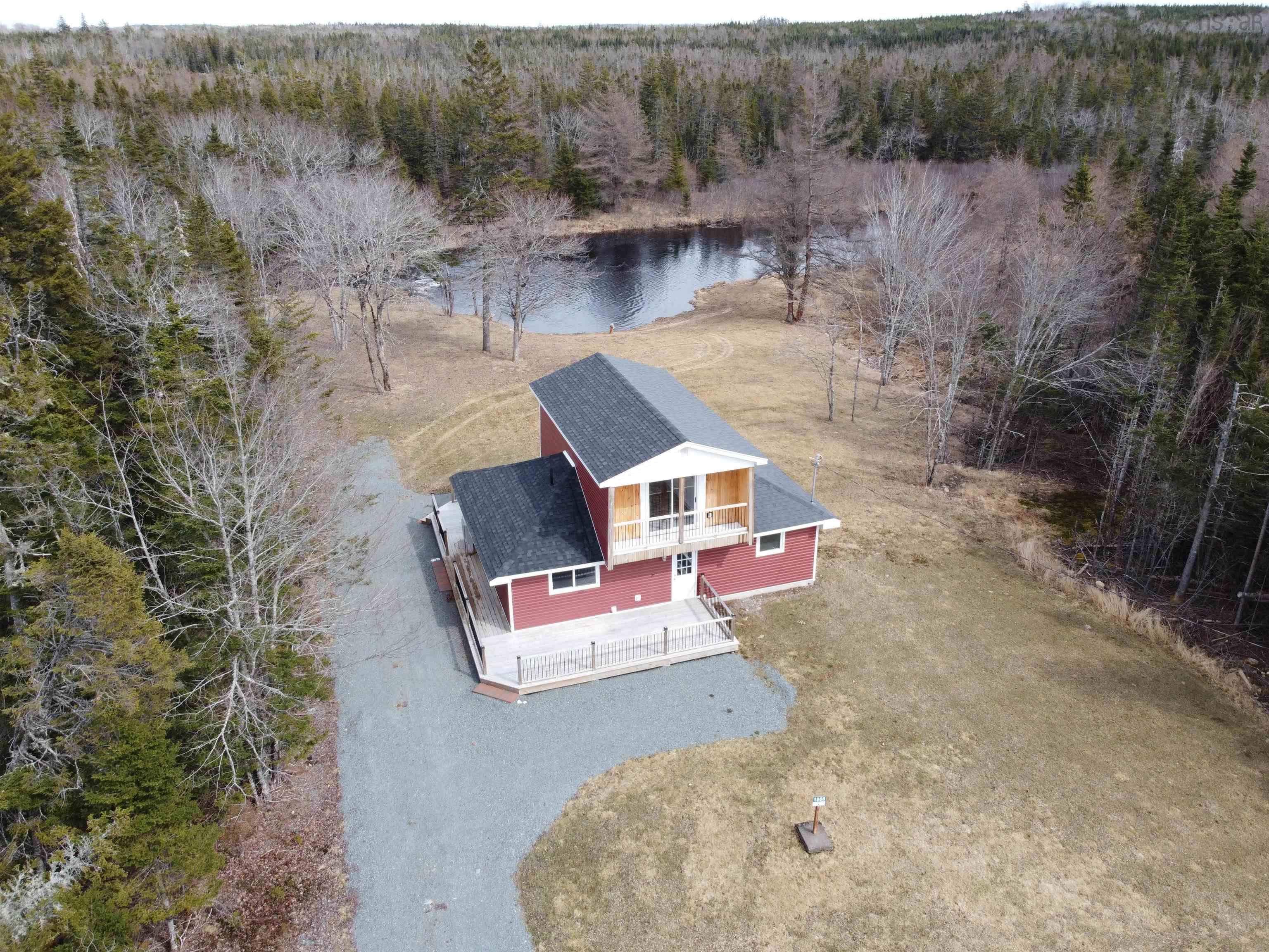 $299,900.00: 1988 New Chester Road, New Chester