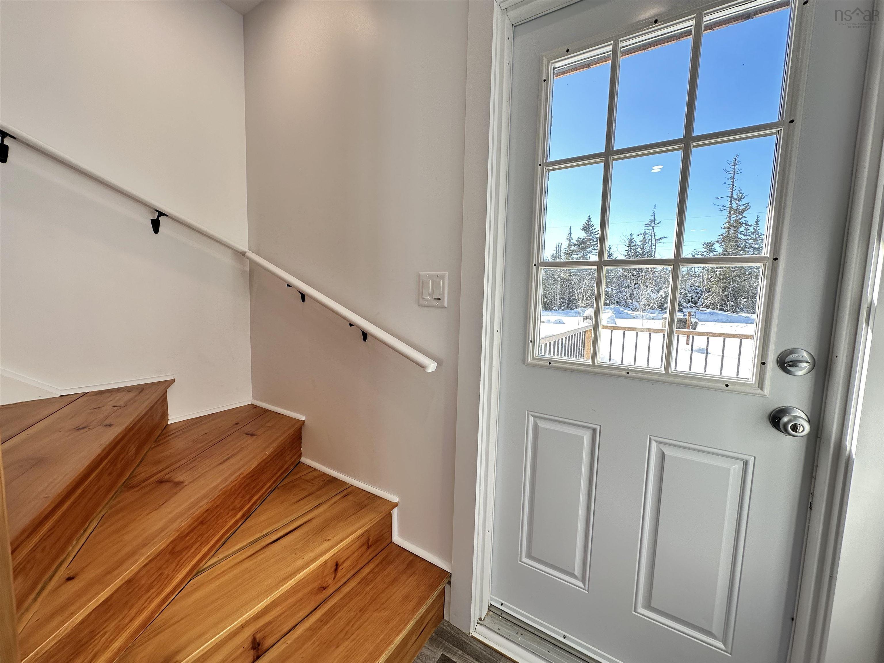 $299,900.00: 1988 New Chester Road, New Chester