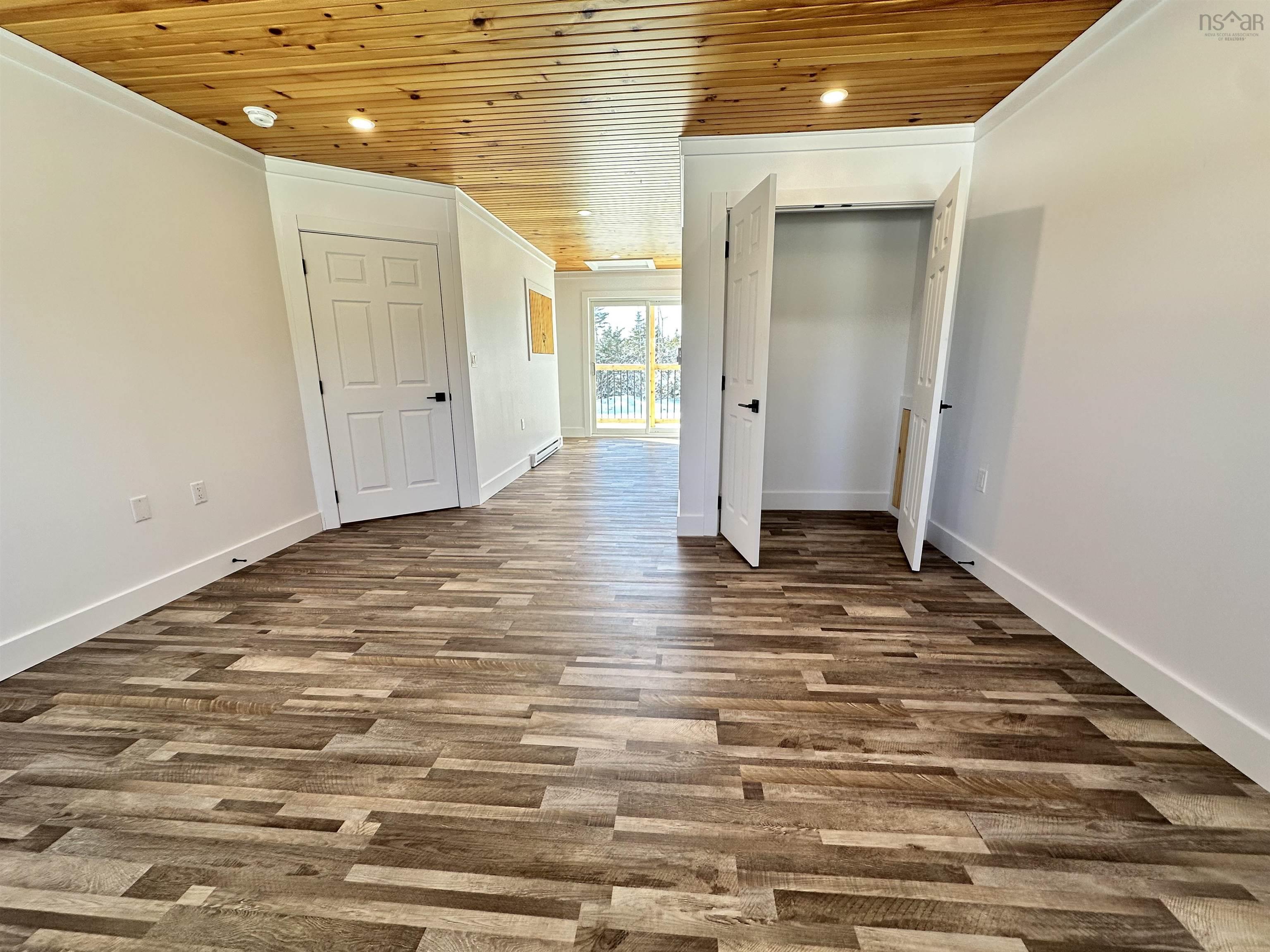 $299,900.00: 1988 New Chester Road, New Chester