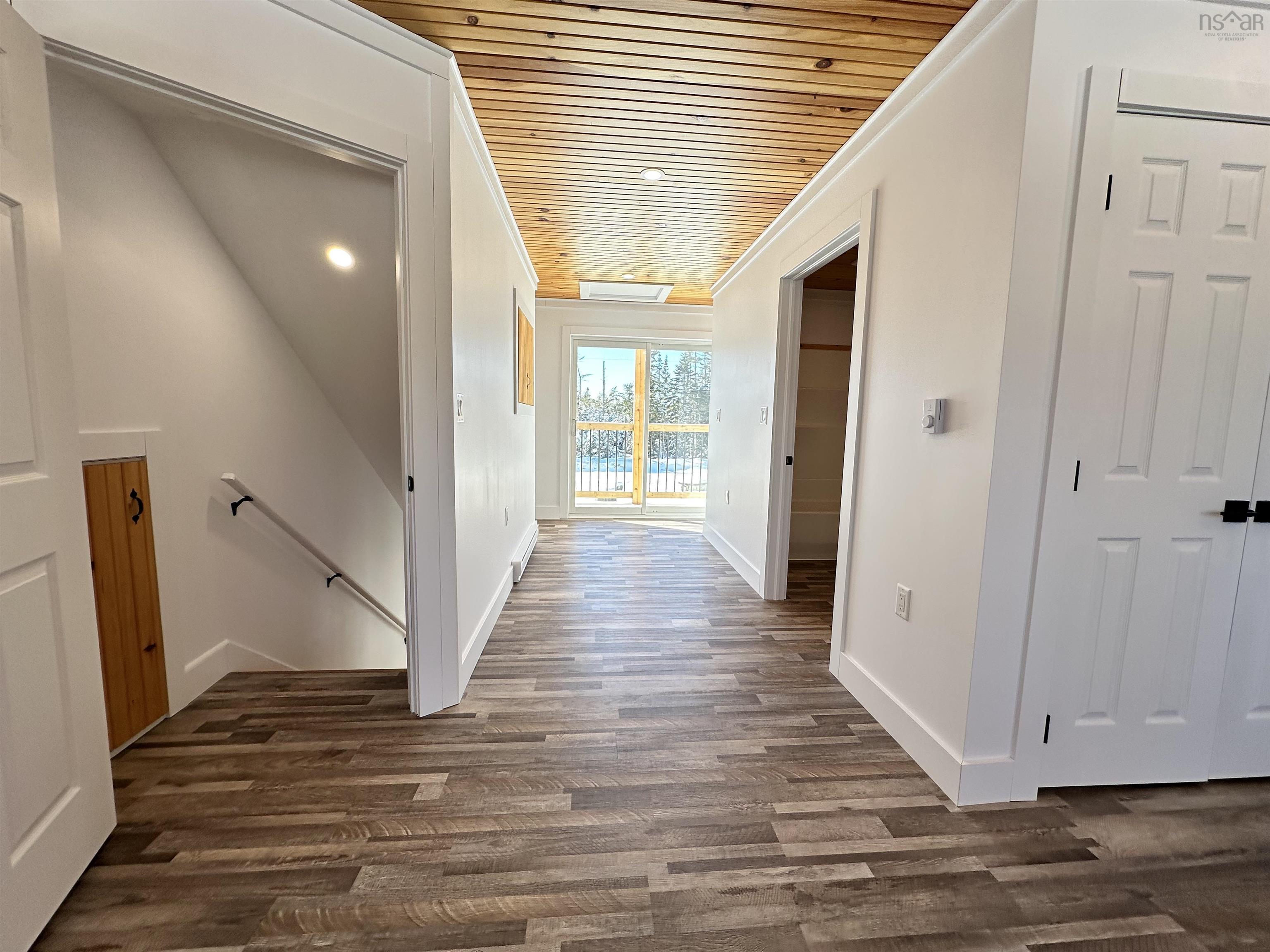 $299,900.00: 1988 New Chester Road, New Chester