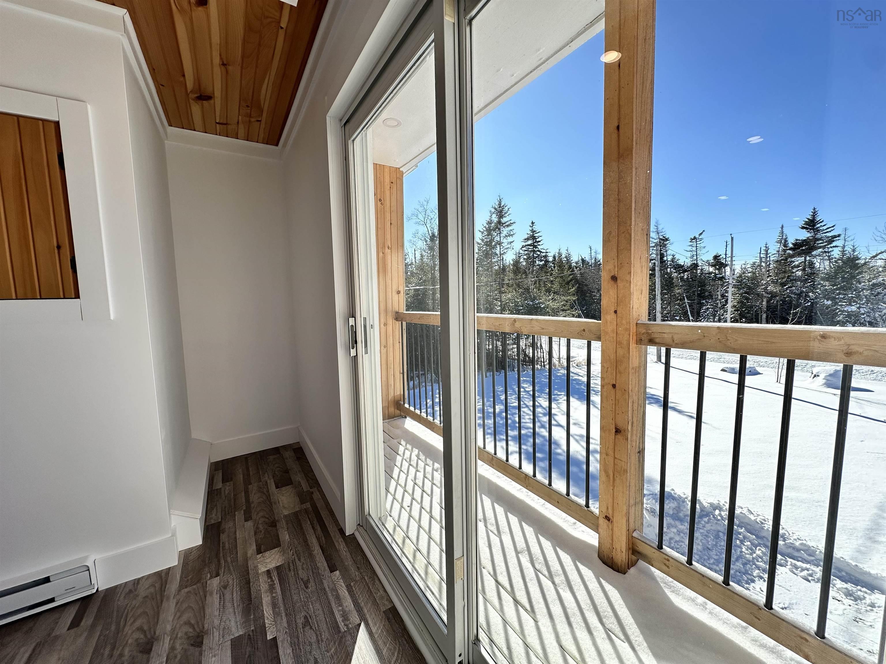 $299,900.00: 1988 New Chester Road, New Chester