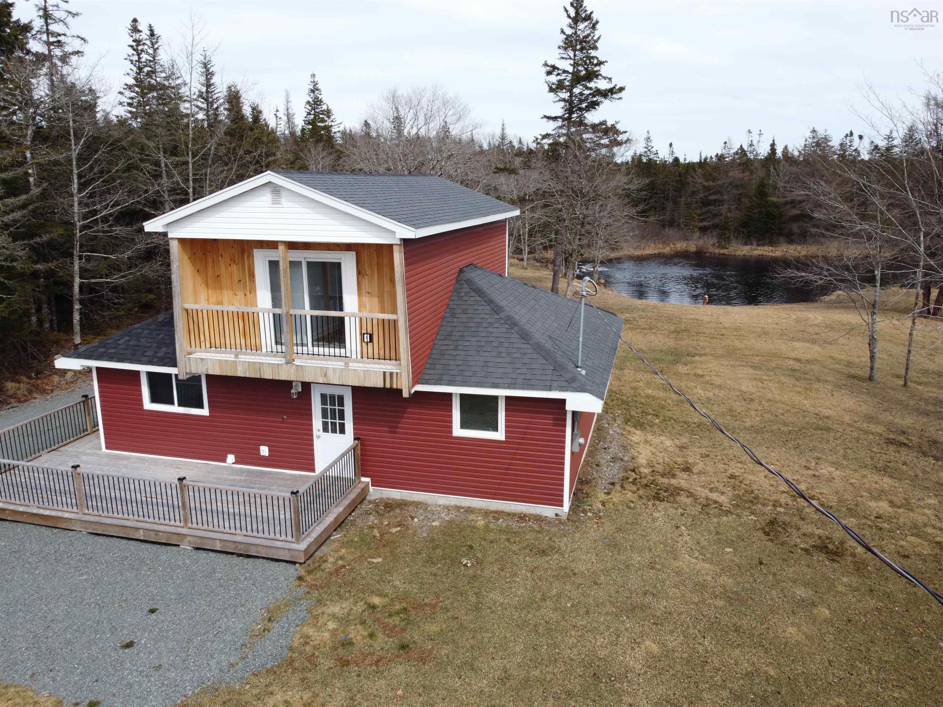 $299,900.00: 1988 New Chester Road, New Chester