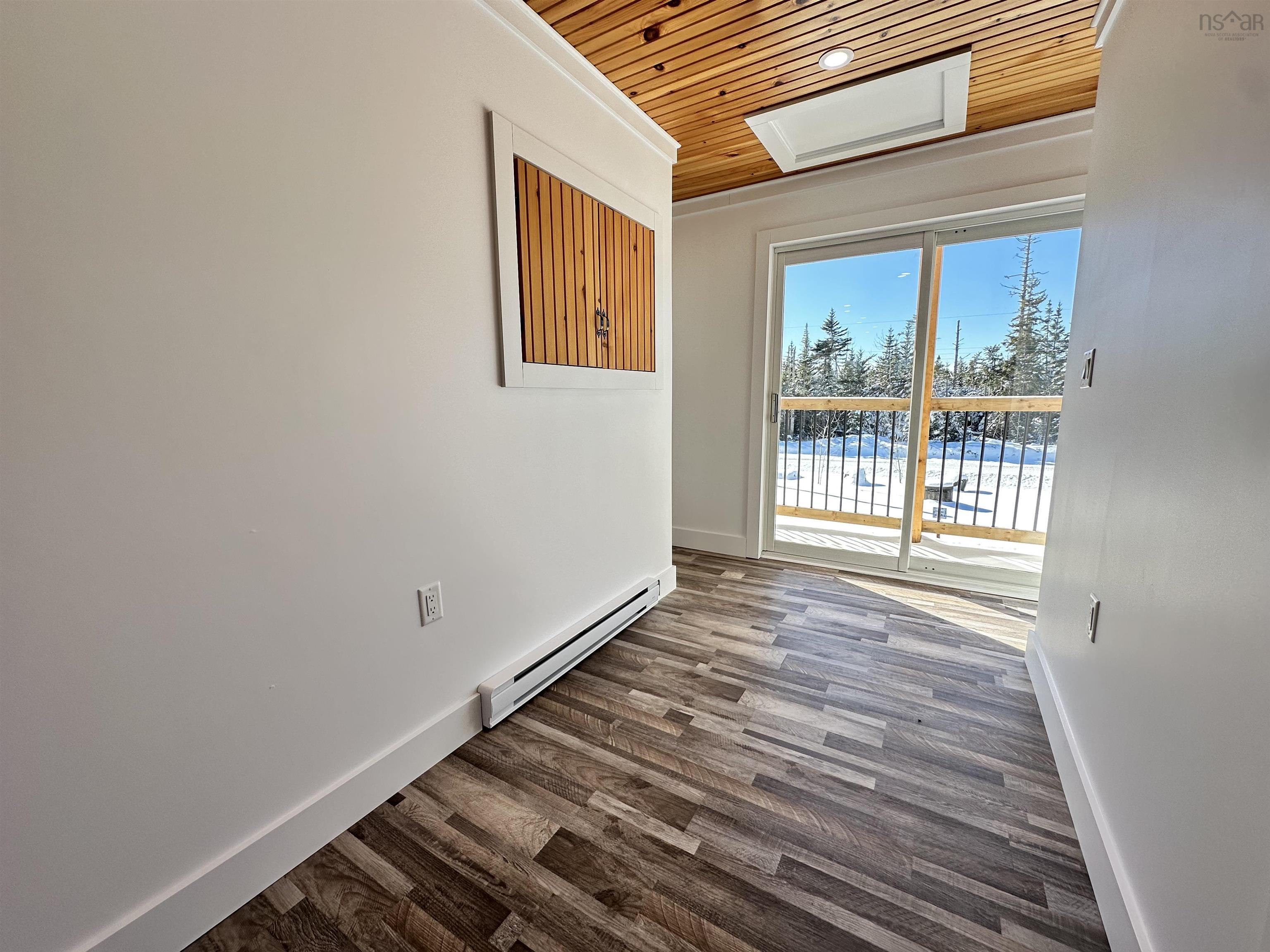 $299,900.00: 1988 New Chester Road, New Chester