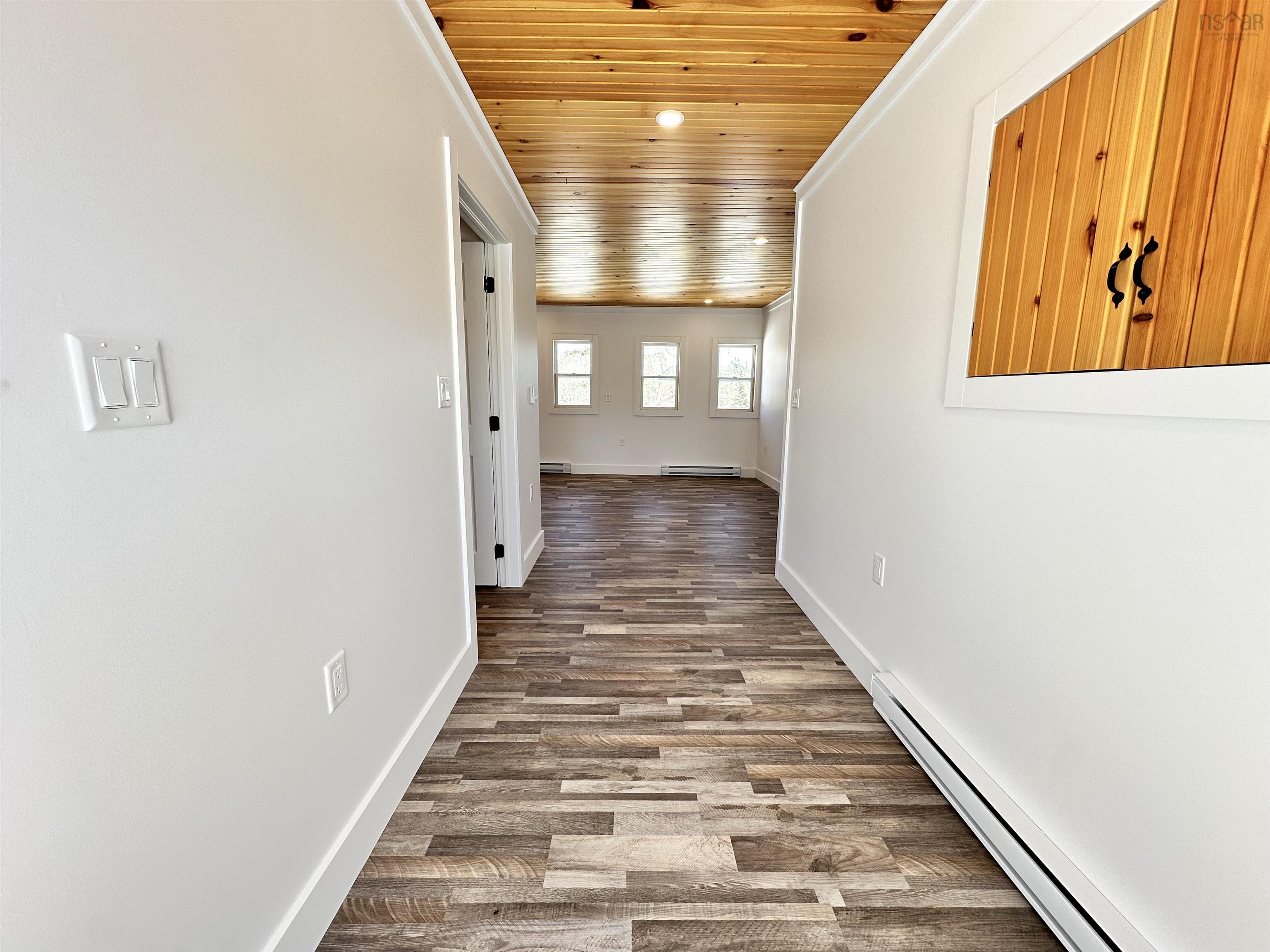 $299,900.00: 1988 New Chester Road, New Chester