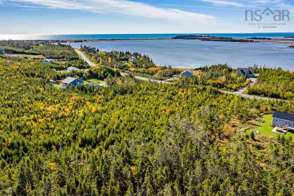 261 Leslie Road, Lawrencetown, NS (MLS 202502260)