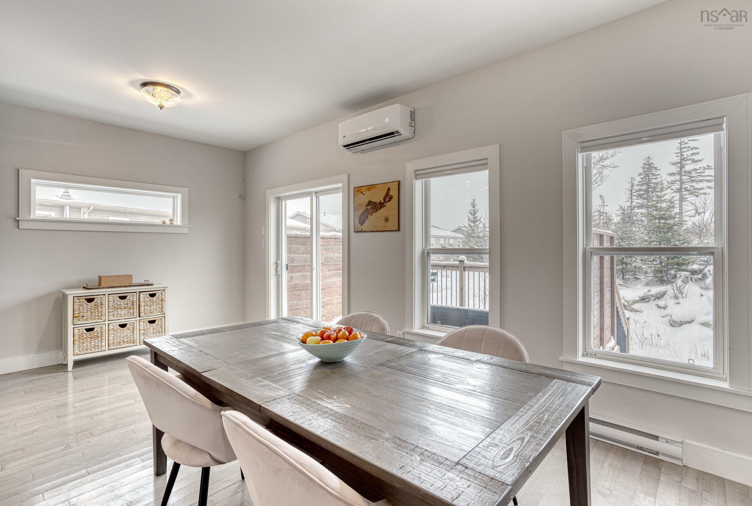 $599,900.00: 112 Maple Grove Avenue, Timberlea