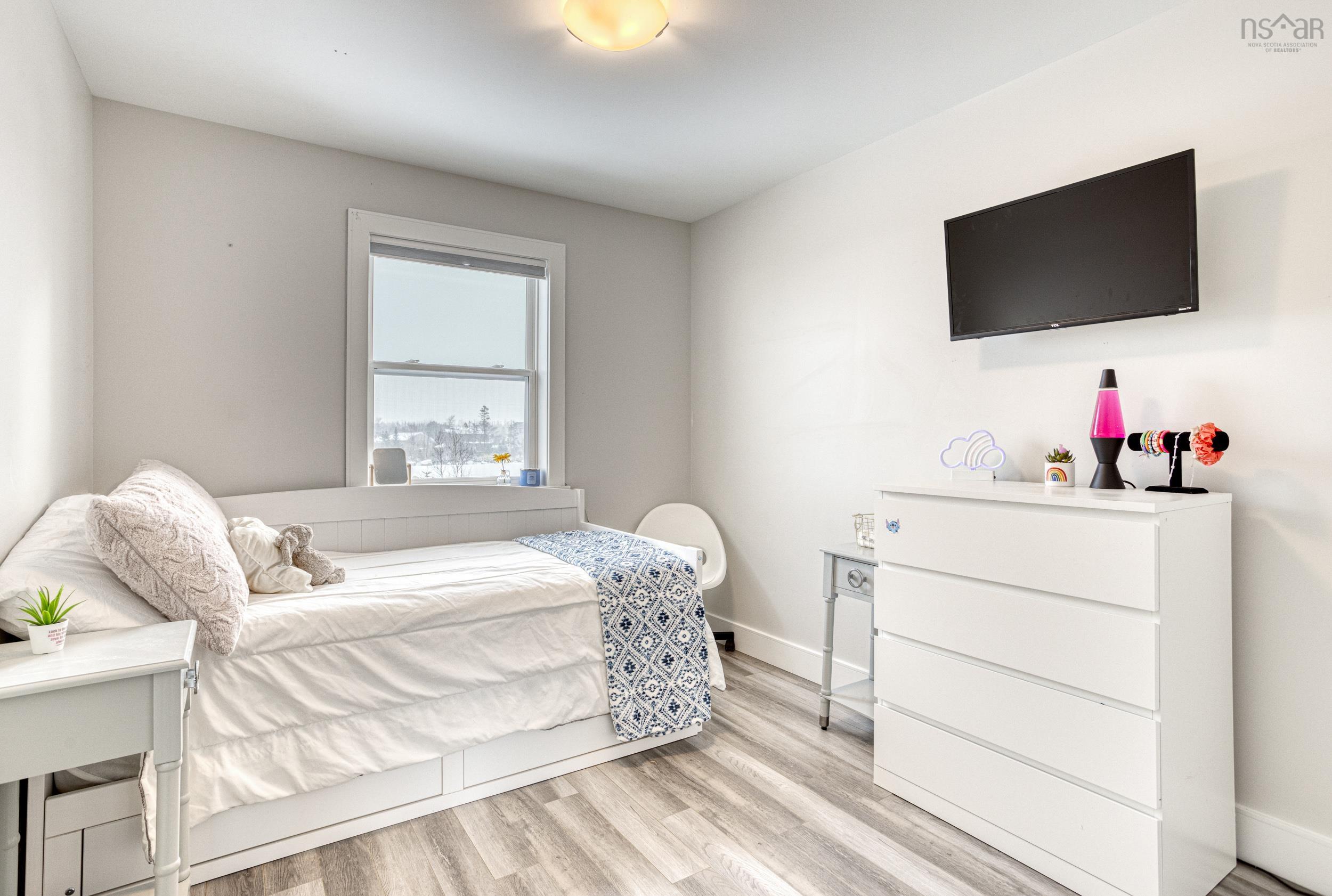 $599,900.00: 112 Maple Grove Avenue, Timberlea
