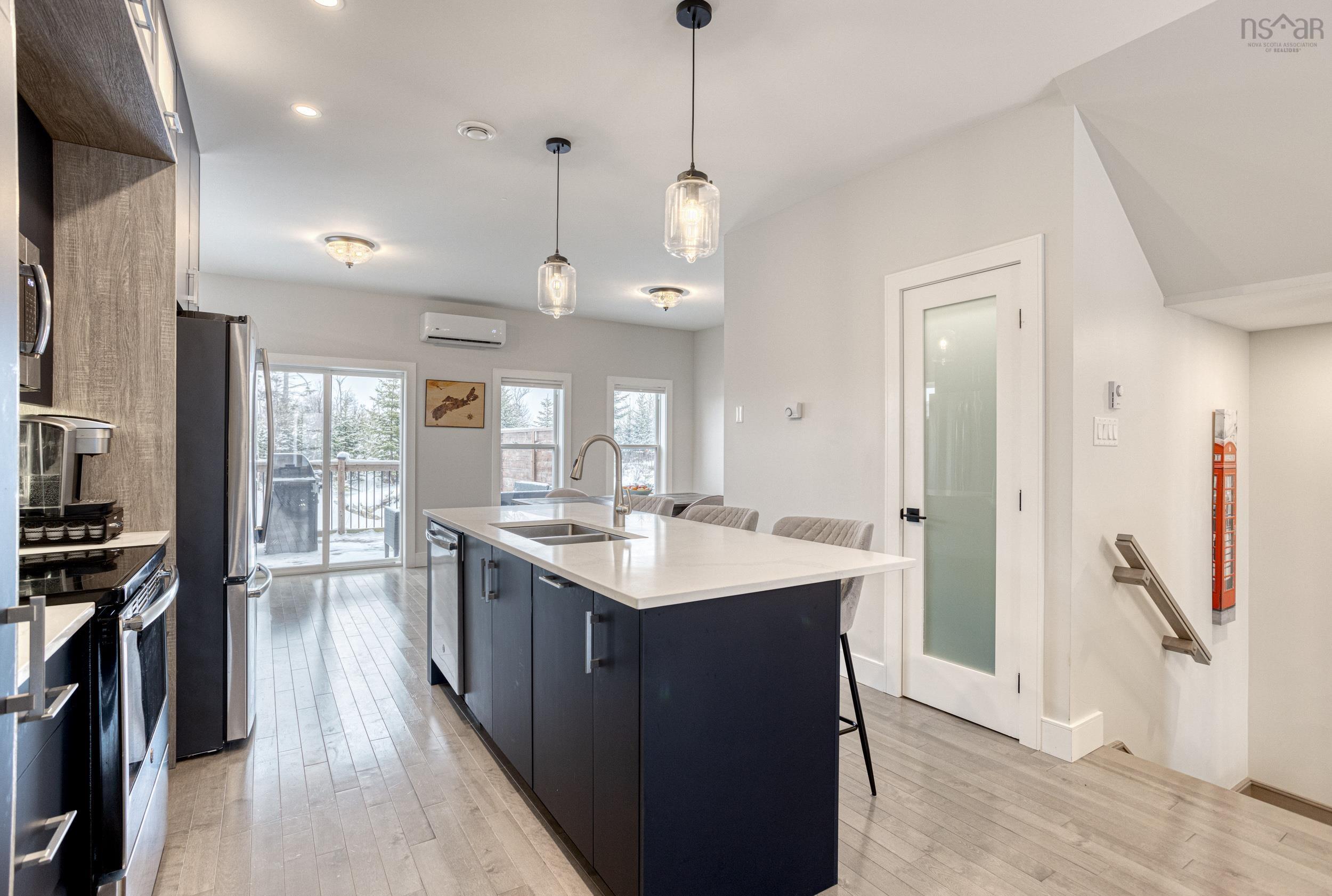 $599,900.00: 112 Maple Grove Avenue, Timberlea