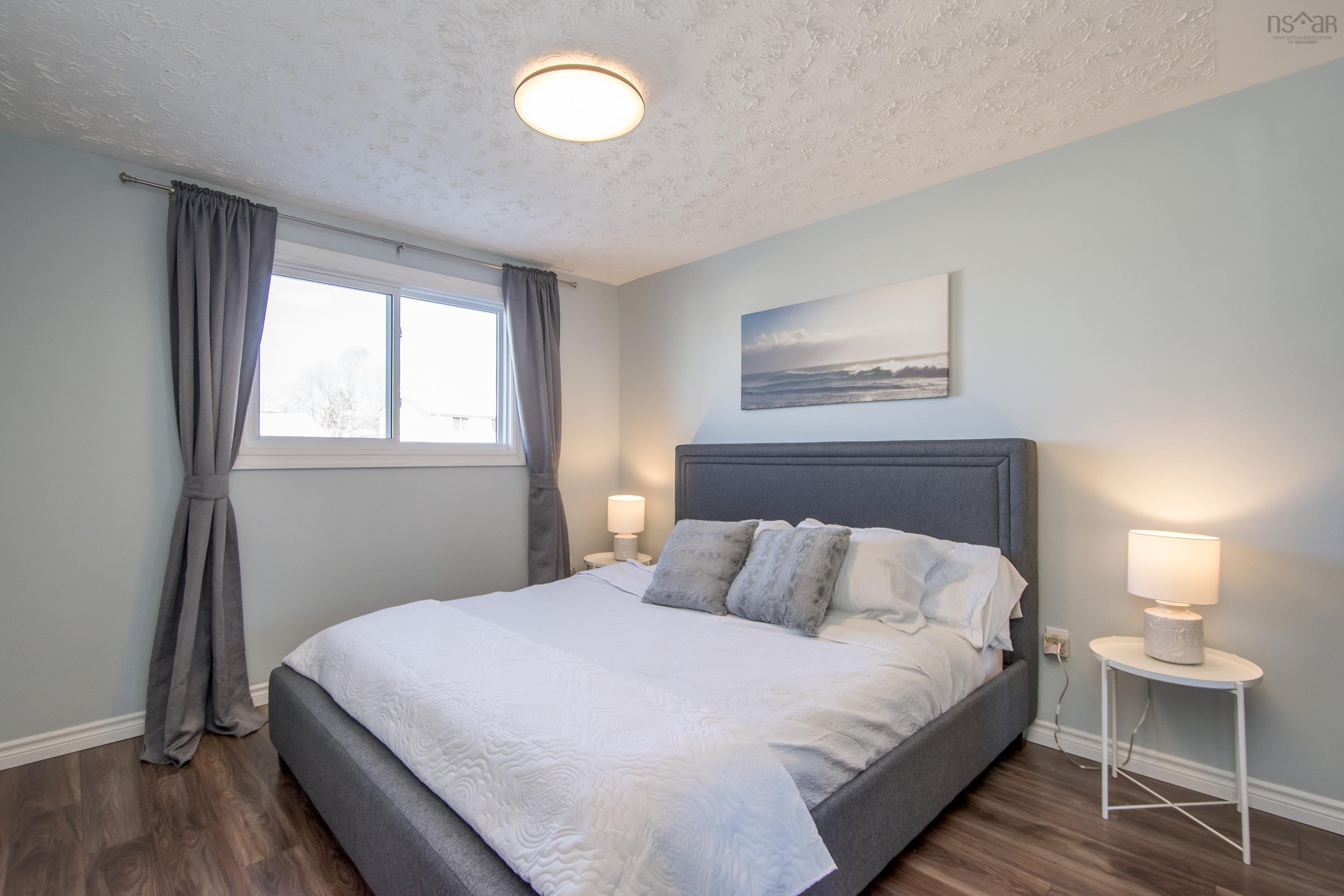 $429,900.00: 18 Brompton Road, Dartmouth